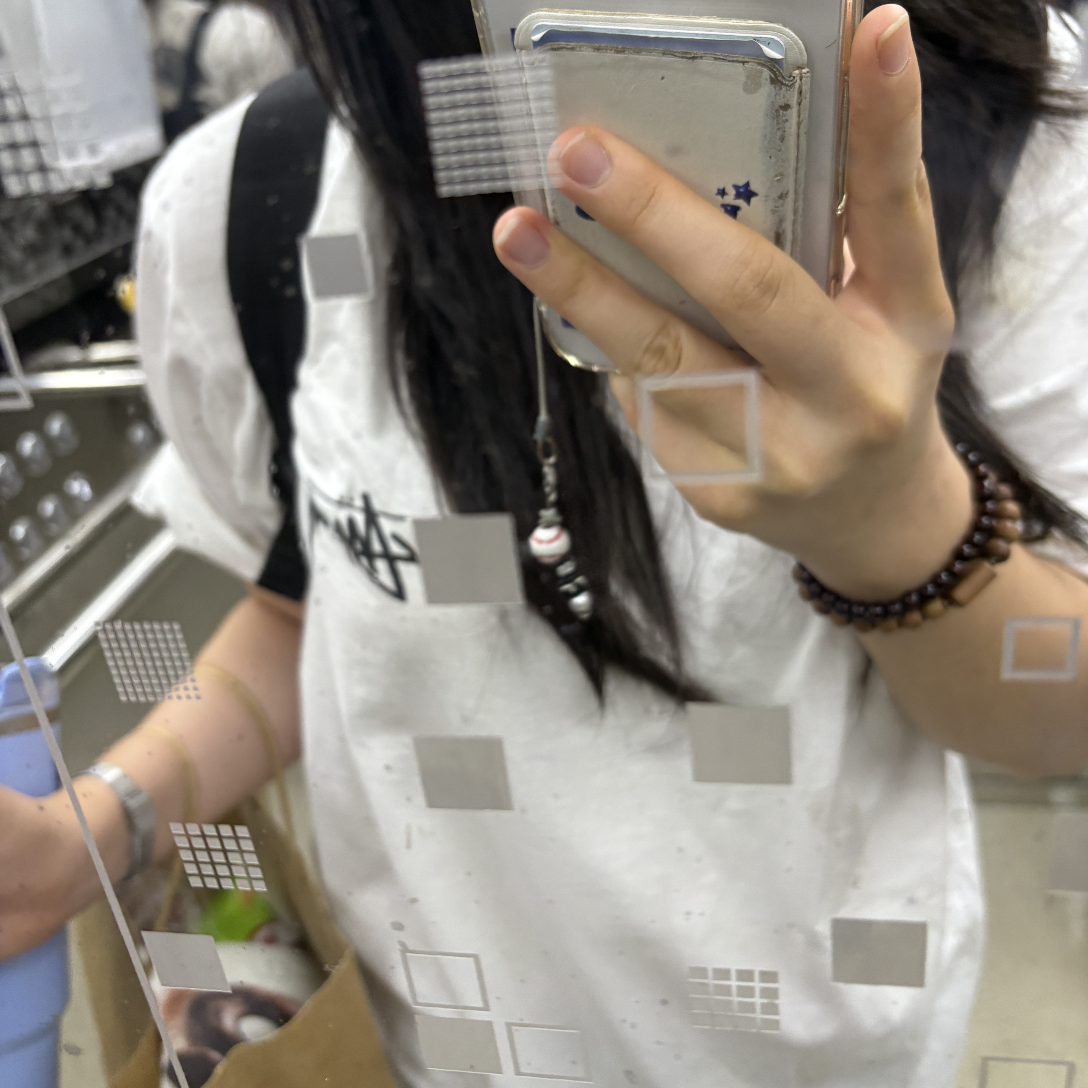 Stussy Cherries T-Shirt White, Stanley The Quencher H2.0 Flowstate Tumbler 887ml Cornflower Gloss 착용 스타일 - 1