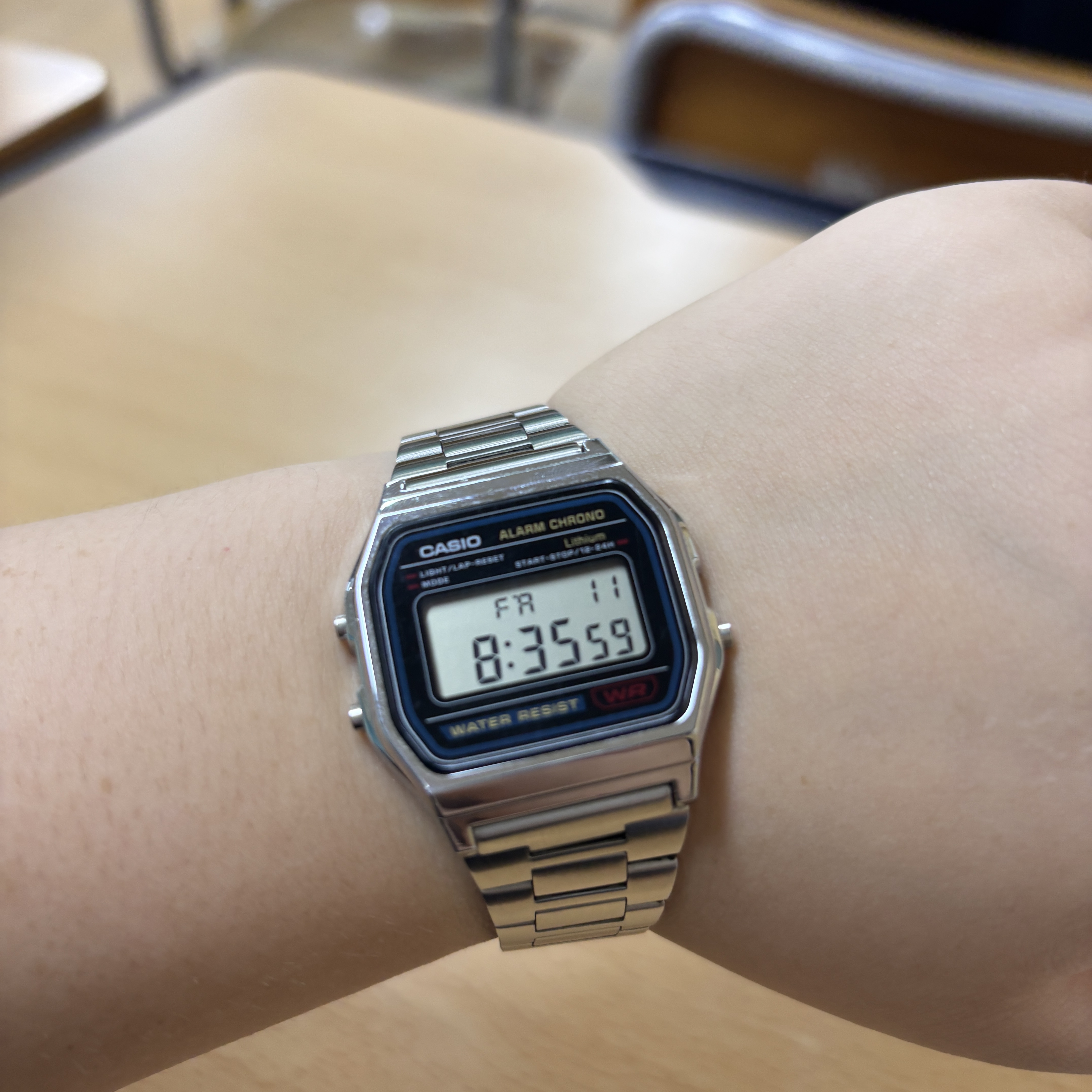 Casio A-158WA-1 착용 스타일
