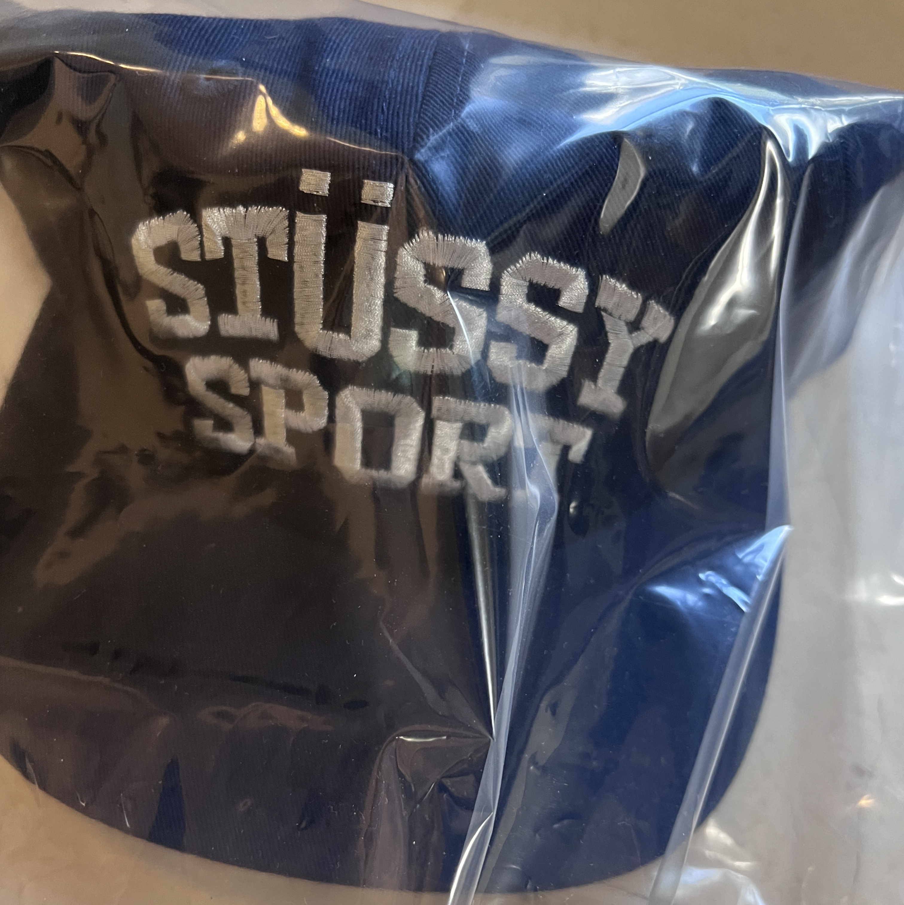 Stussy Mid-Depth Sport Snapback Navy 착용 스타일