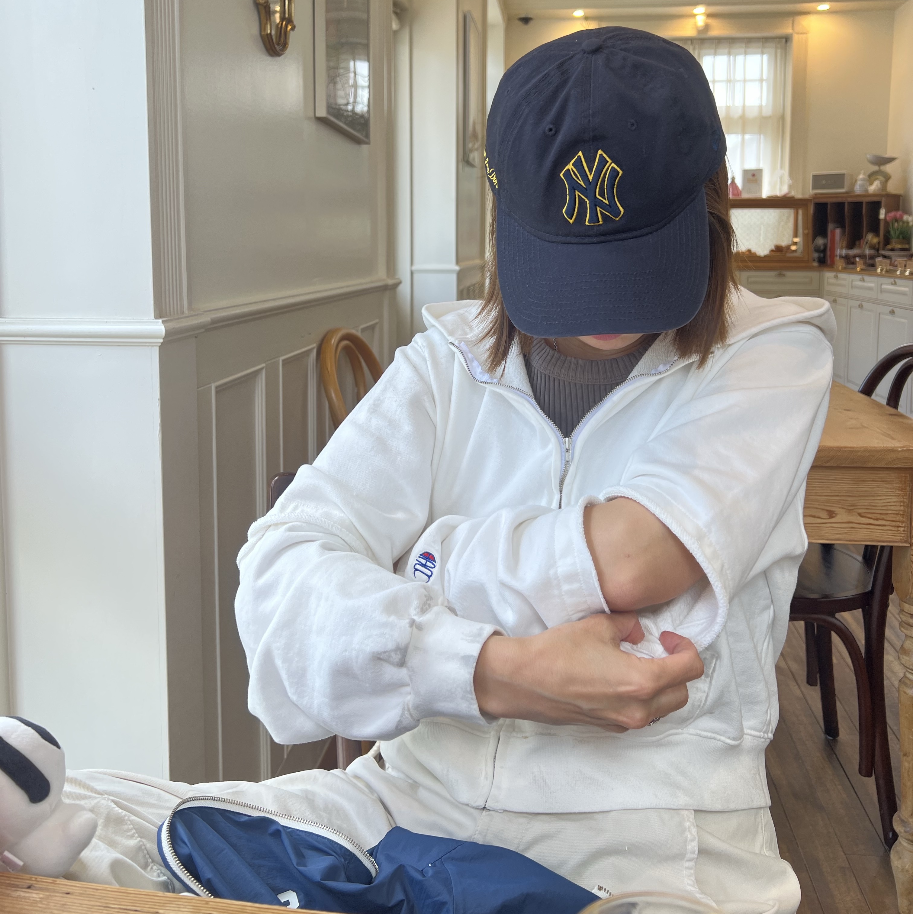 Aime Leon Dore x New Era Yankees Ballpark Hat Consumer Navy 착용 스타일 - 2