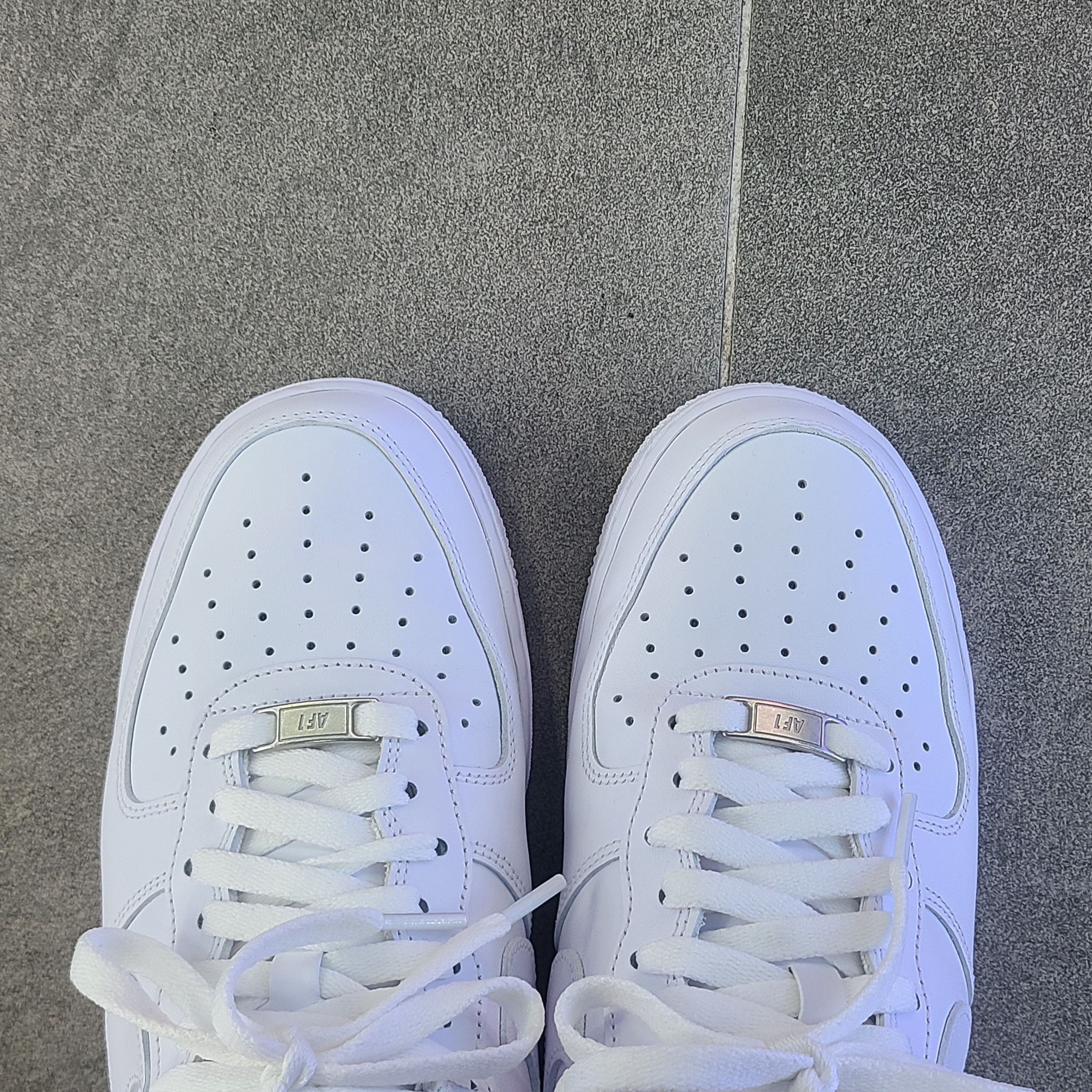 Nike Air Force 1 '07 Low White 착용 스타일 - 2