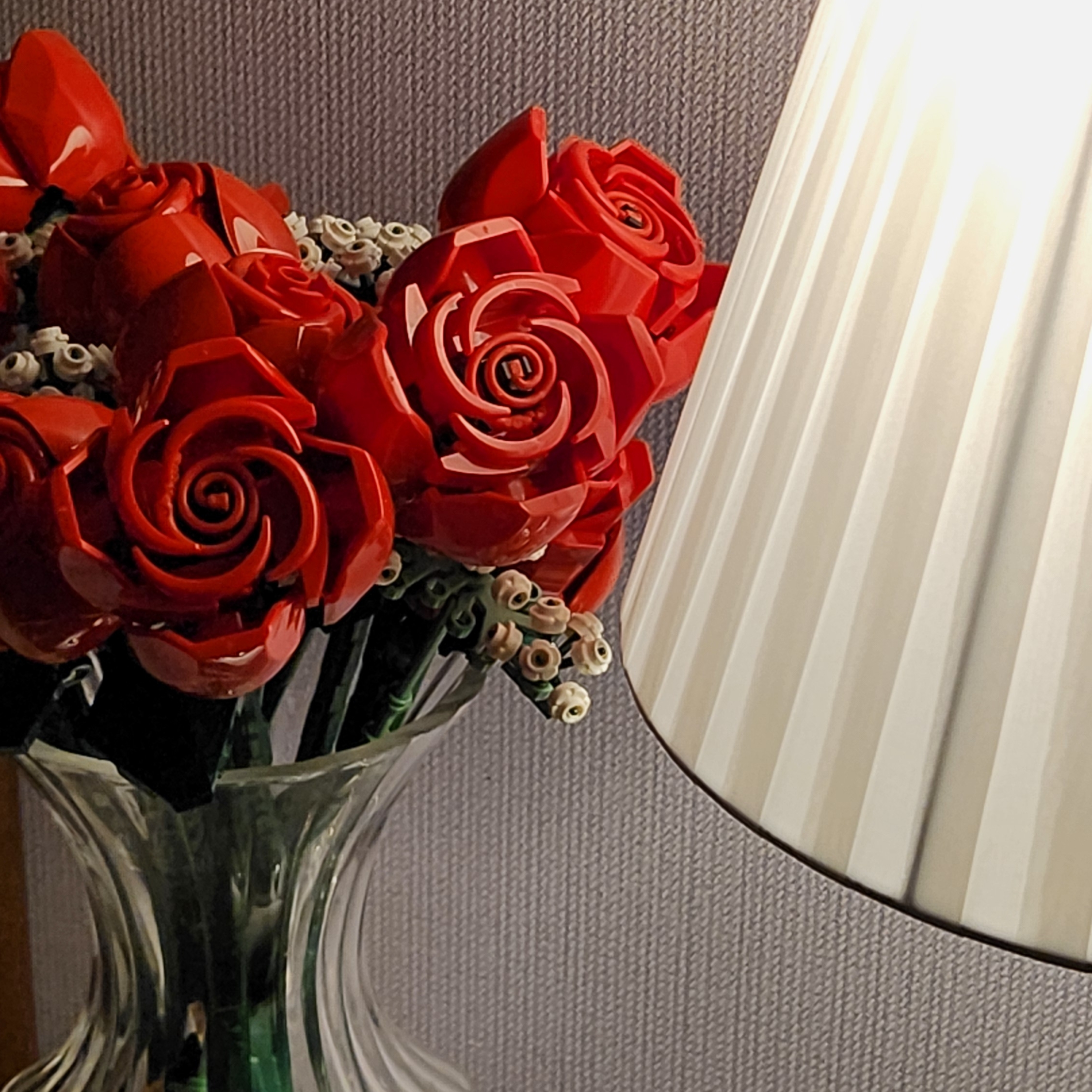 Lego Bouquet of Roses 착용 스타일 - 2