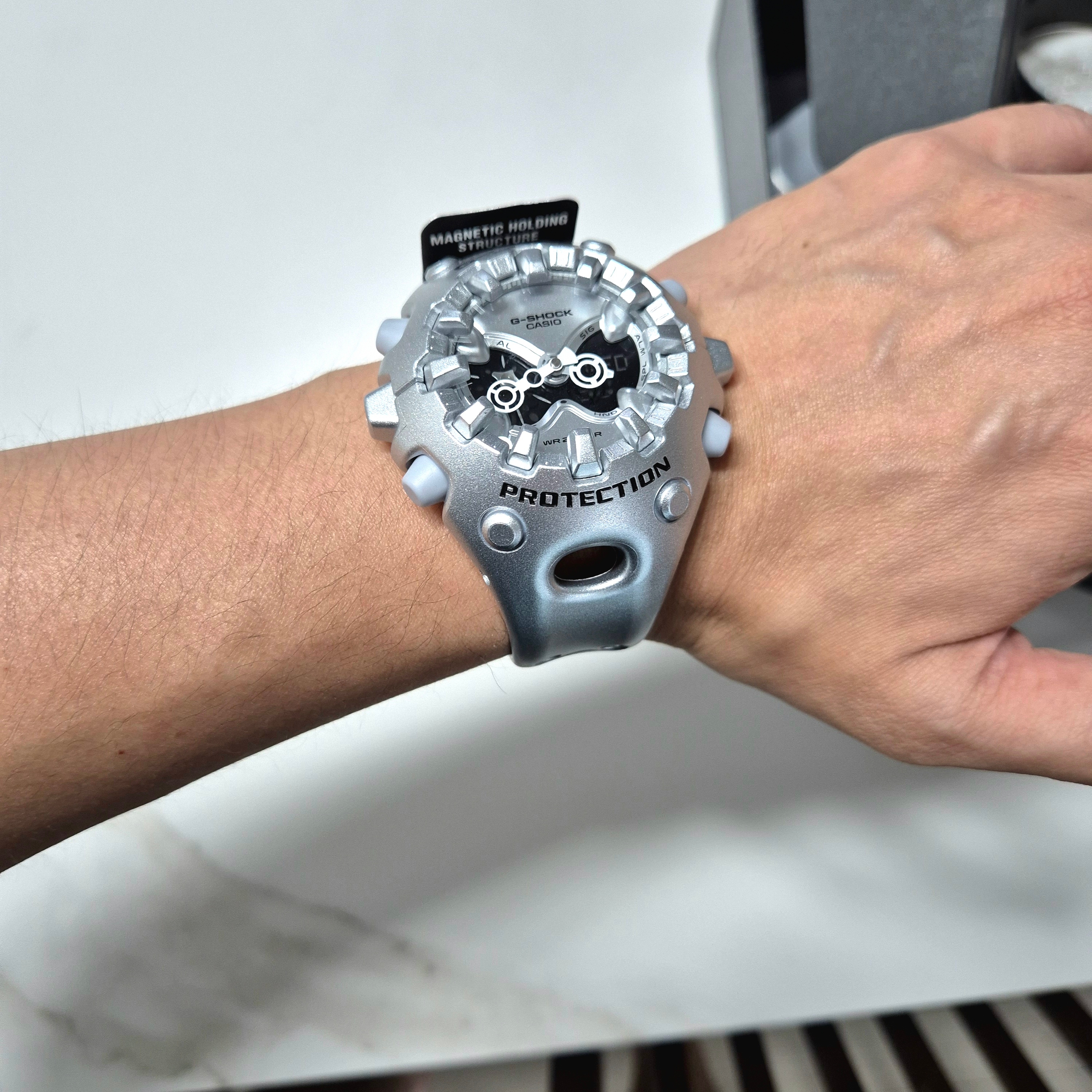 Casio GA-V01A-8A 착용 스타일 - 7
