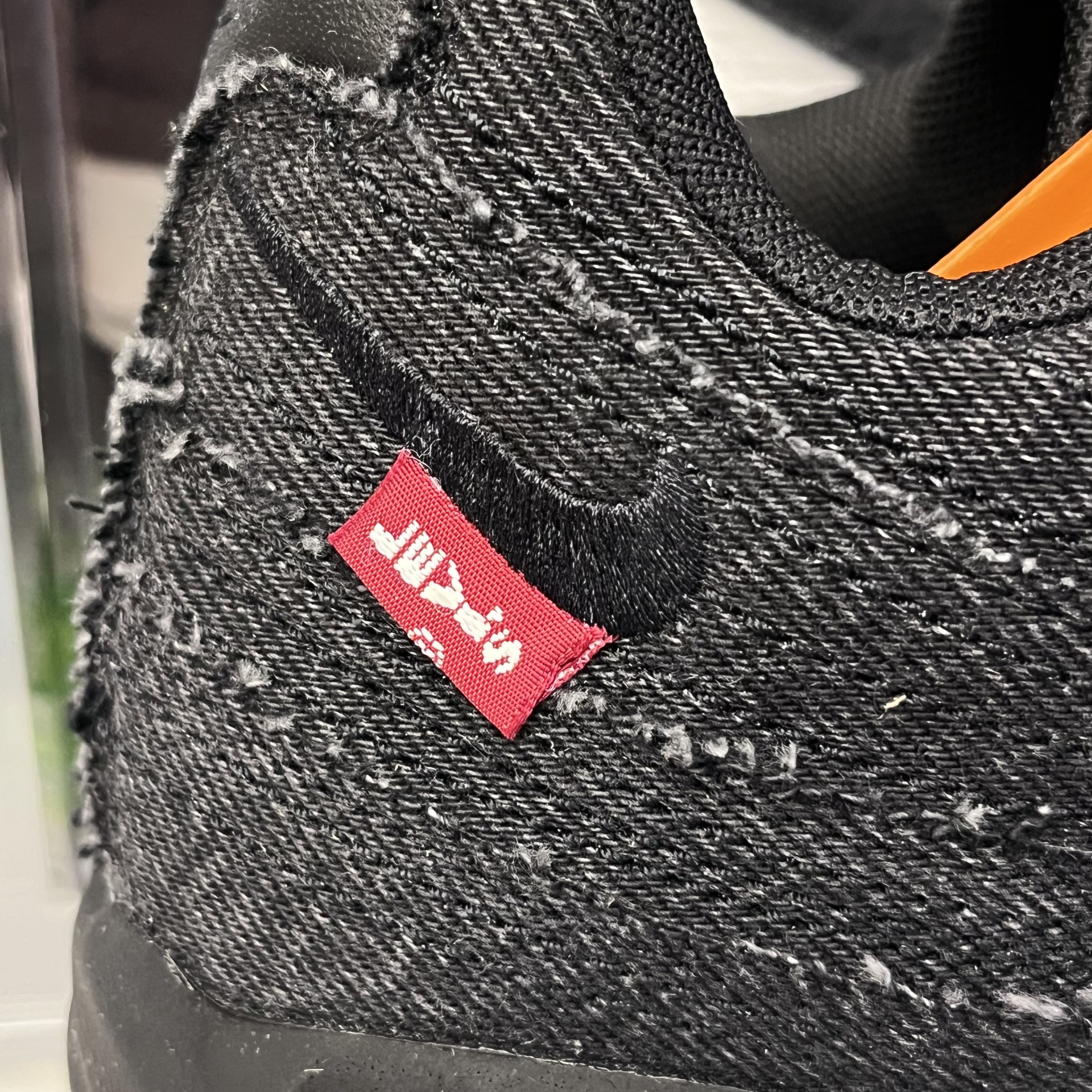 Nike x Levi's Air Max 95 Black 착용 스타일 - 2