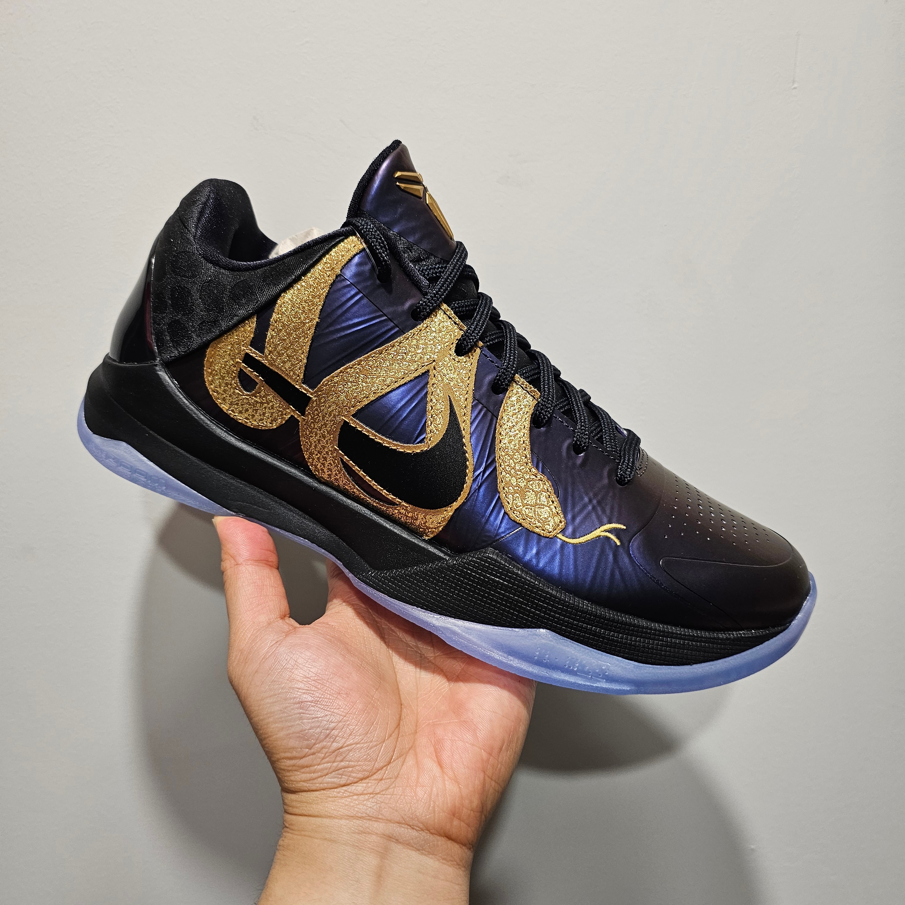 Nike Kobe 5 Protro Year of the Mamba Eggplant 착용 스타일 - 1
