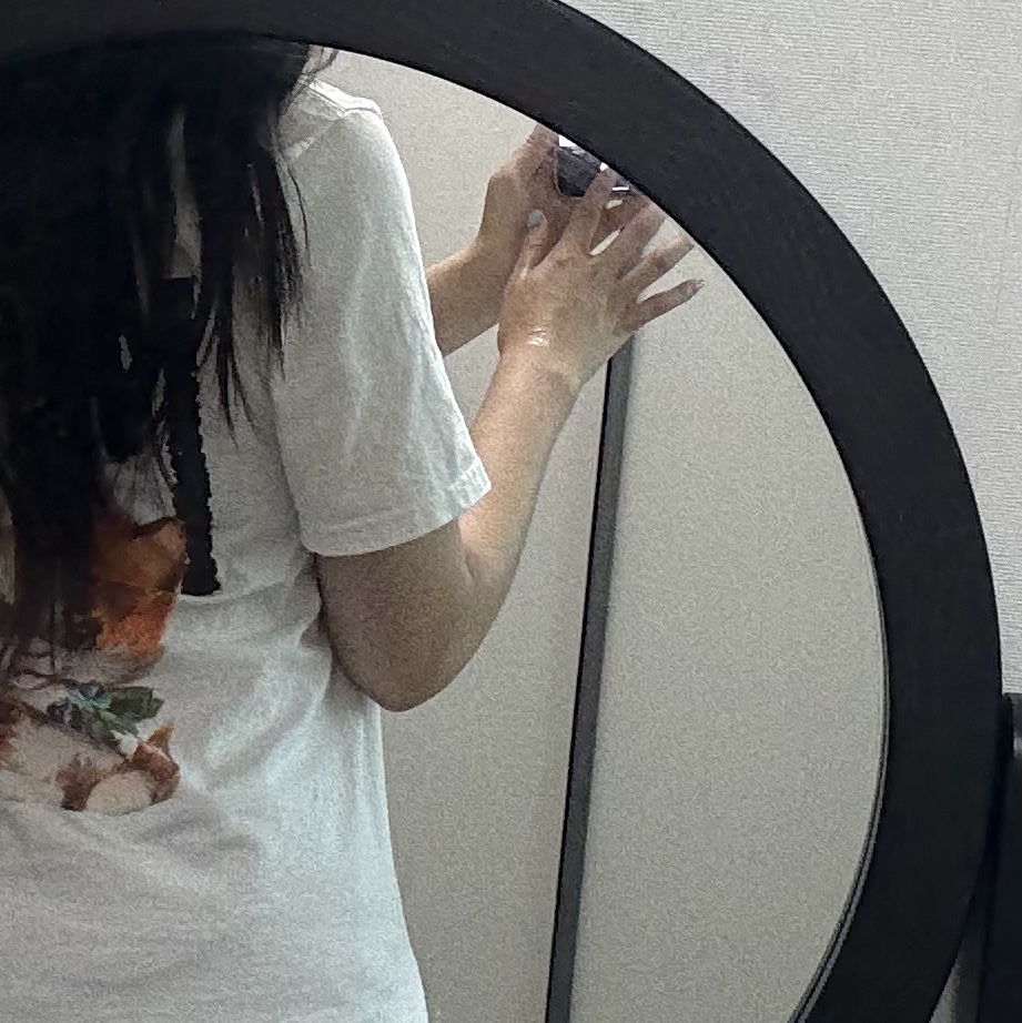 Stussy Kittens T-Shirt White 착용 스타일 - 2