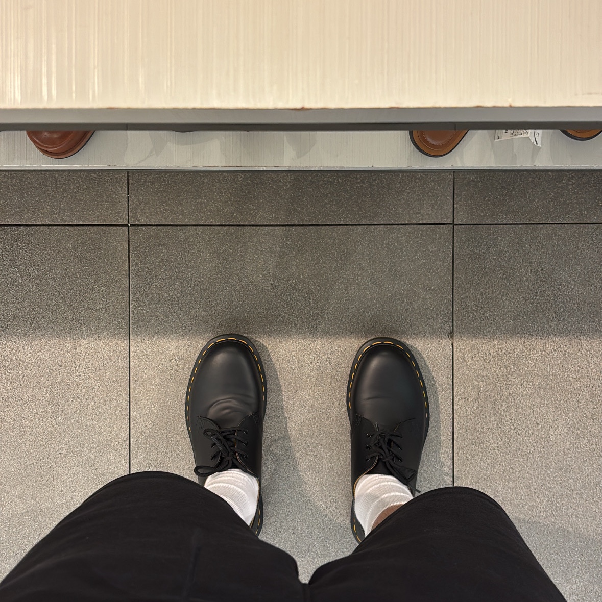 Dr. Martens 1461 Smooth Black 착용 스타일