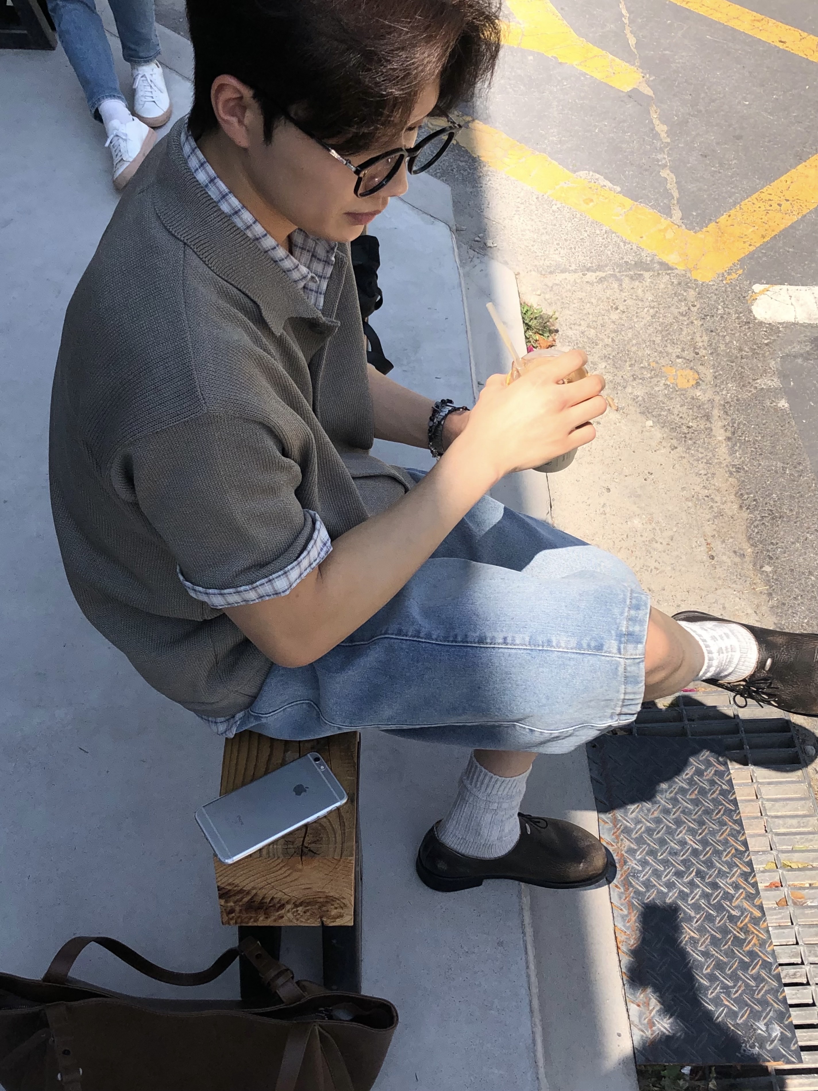 [6% 적립] NegativeThree Oblique Derby Shoe Black Beige, Casio LTP-V007D-7E 착용 스타일 - 1