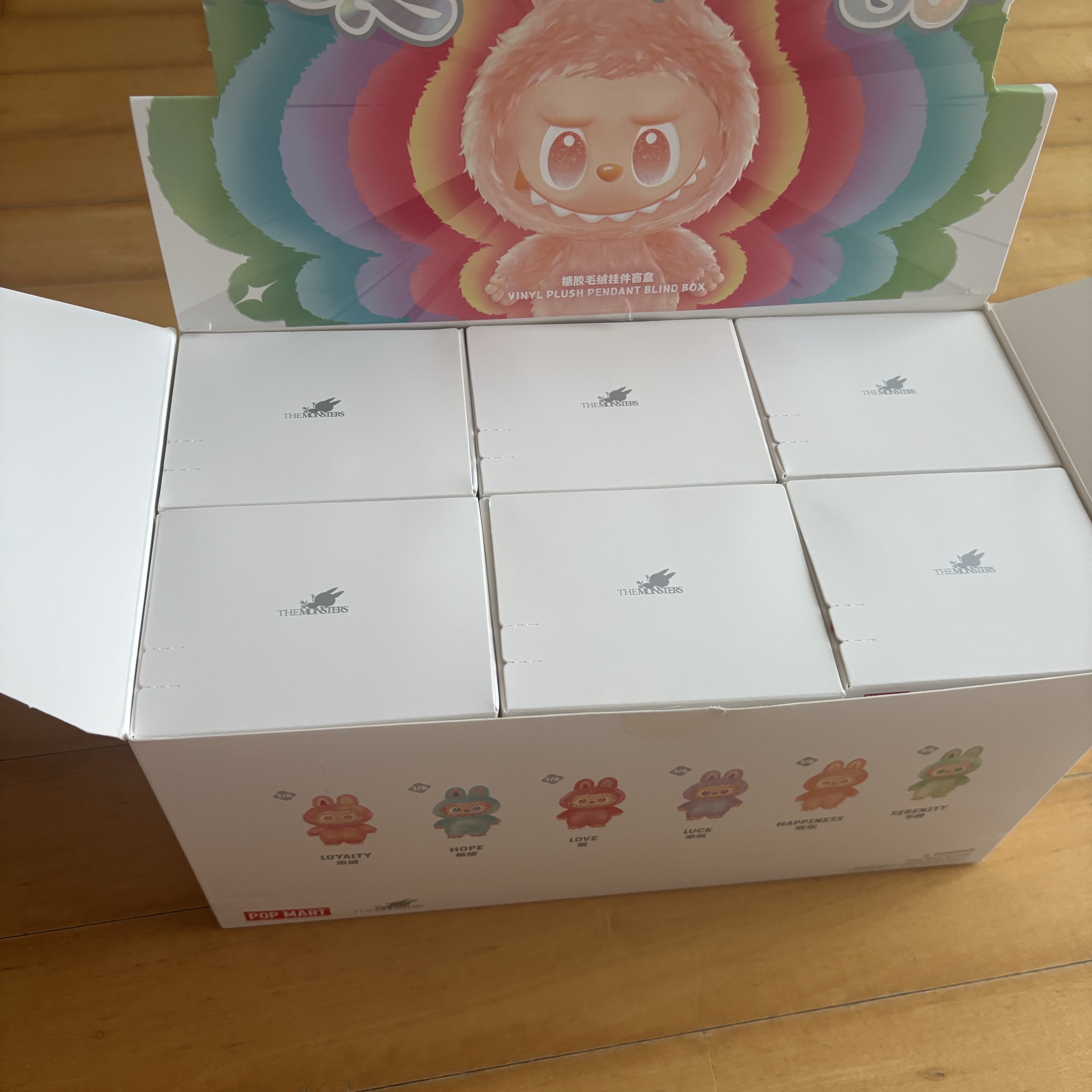 Pop Mart Labubu The Monsters Highlight Series Sealed Case (6 Blind Boxes) 착용 스타일 - 1