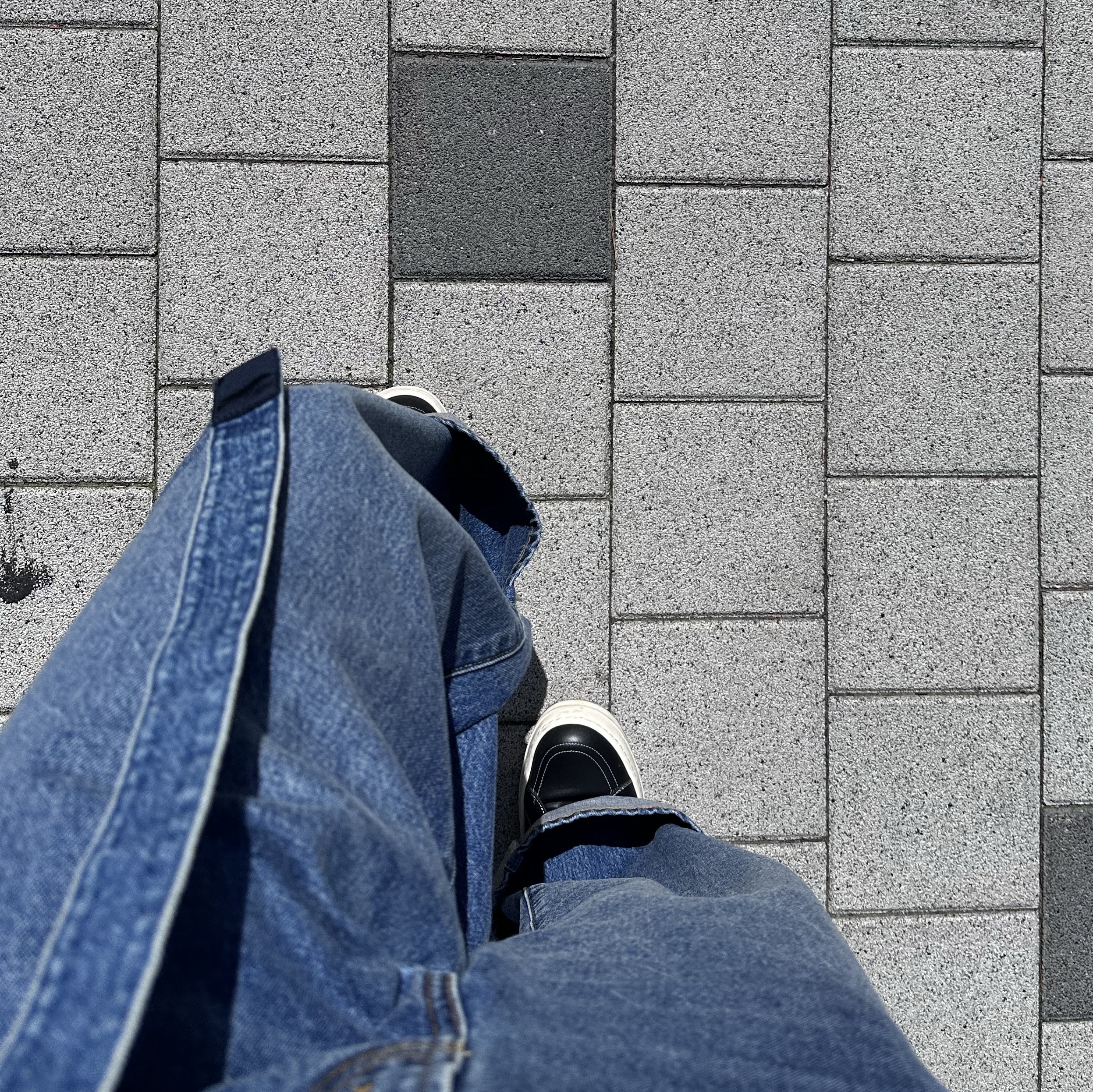 Levi's x Sacai Denim Pants Blue, Cartier Tank Must Watch Large Quartz Steel Bracelet Steel 착용 스타일 - 2