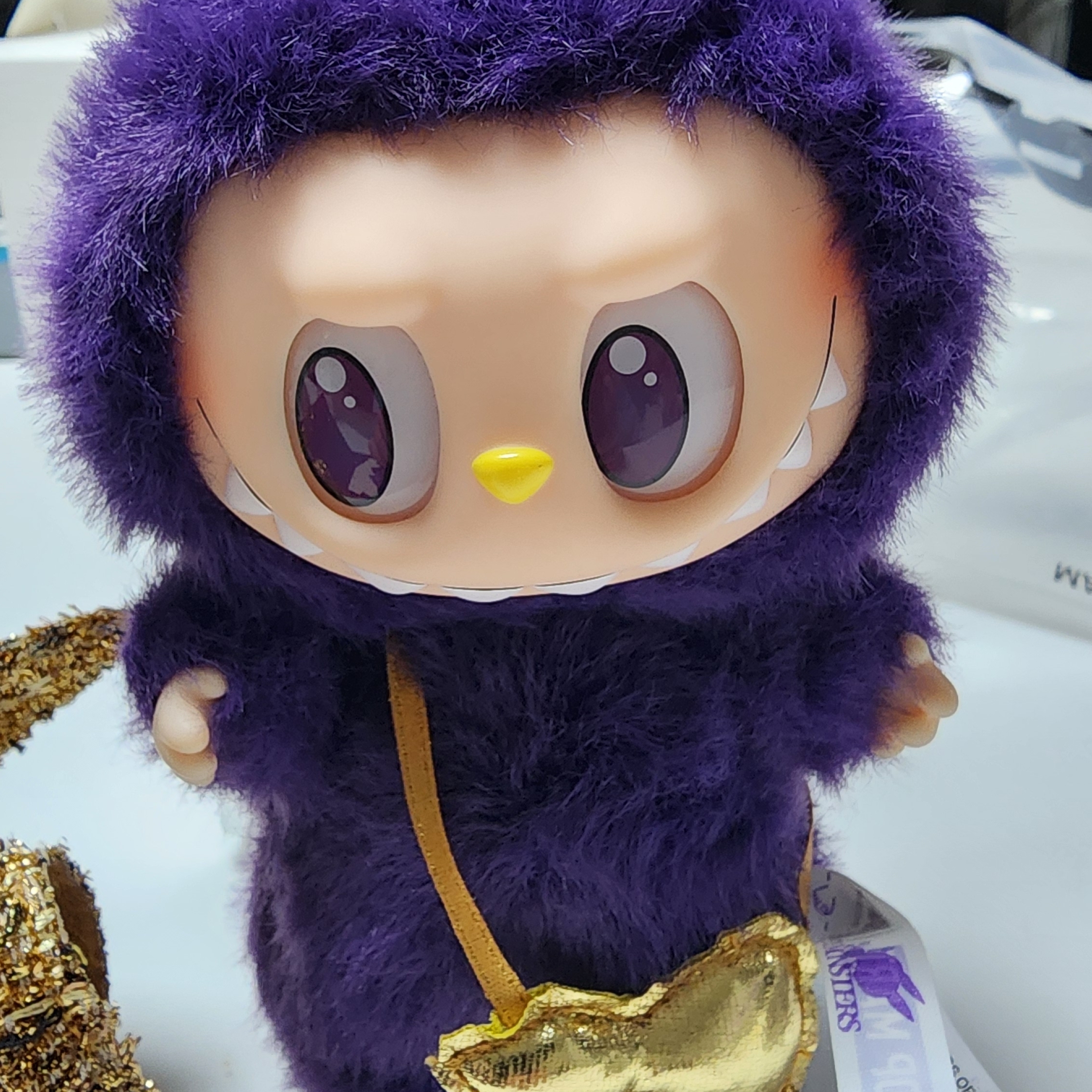 Pop Mart Labubu x Pronounce Lucky Fairy Toy Keyring 착용 스타일