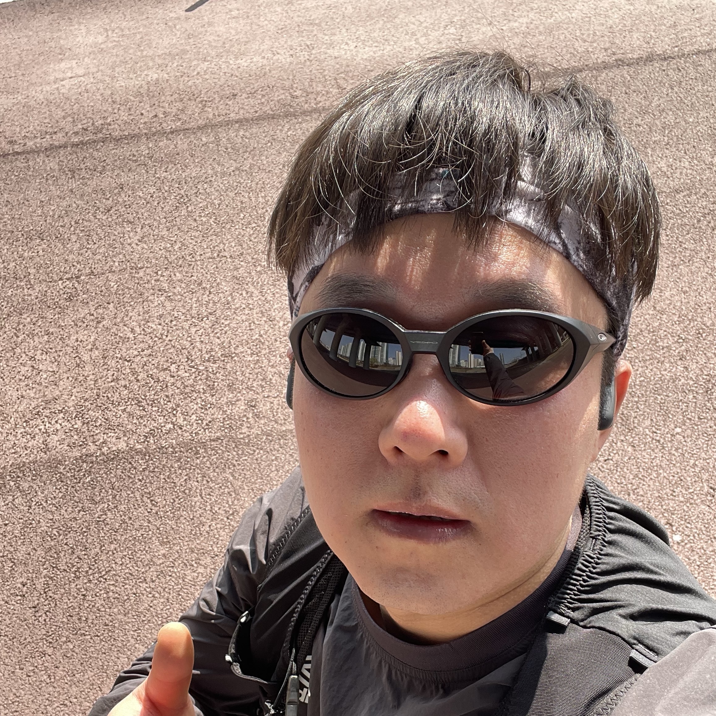 Oakley Eye Jacket Redux Matte Black Frame Prizm Grey Lenses High Bridge Fit 착용 스타일