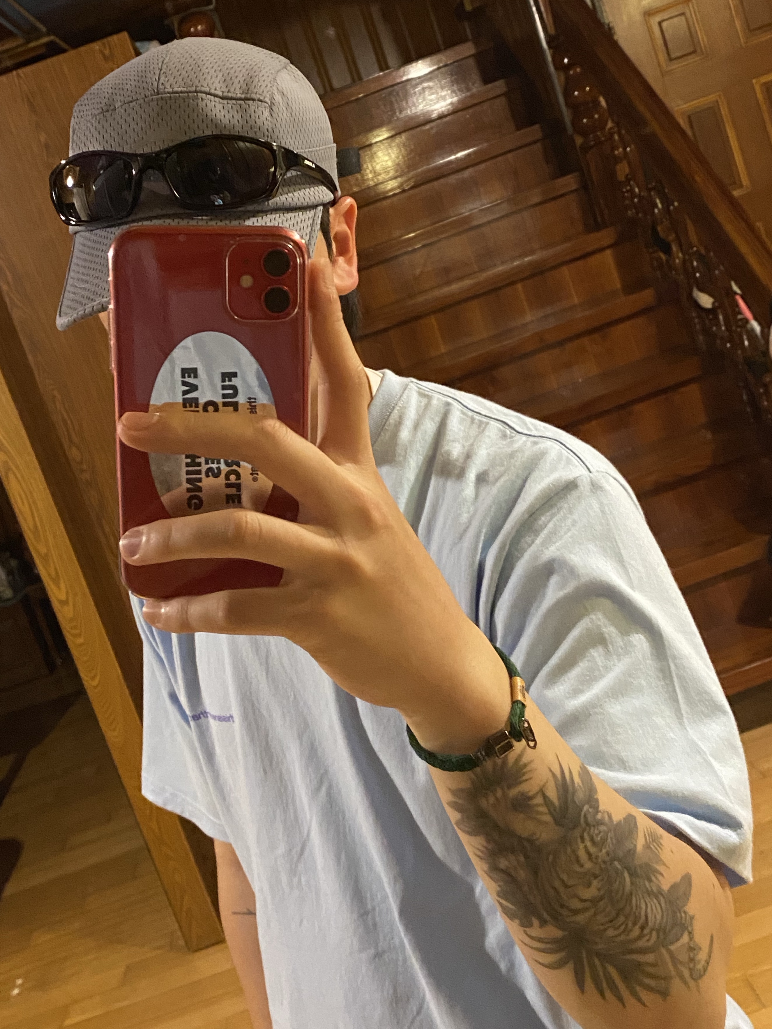 (W) Mischief FW Rhombus Running Cap Grey 착용 스타일
