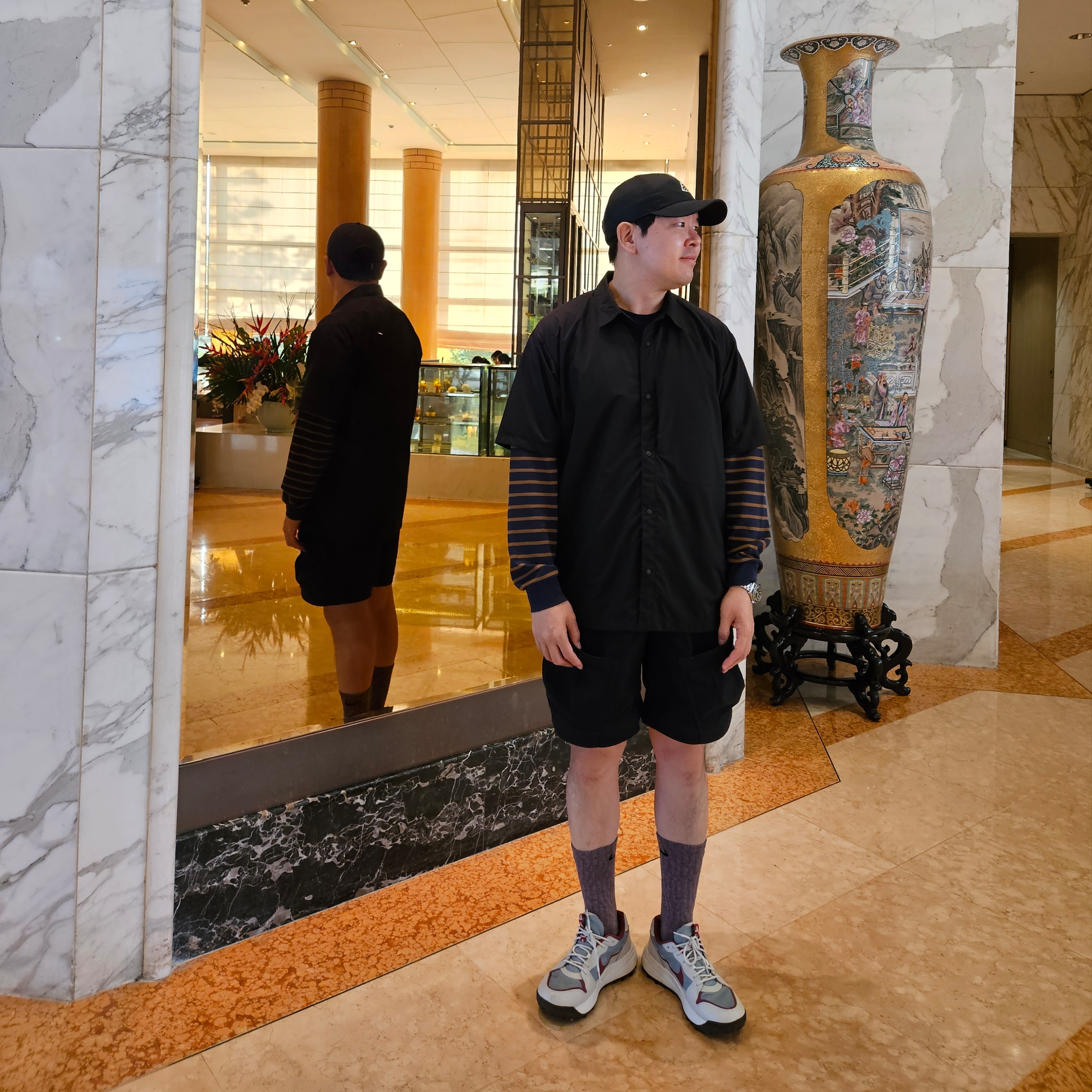 Nike ACG Trail Cap Black, Omega Seamaster Planet Ocean 600M Co Axial Master Chronometer Steel Black 착용 스타일 - 4