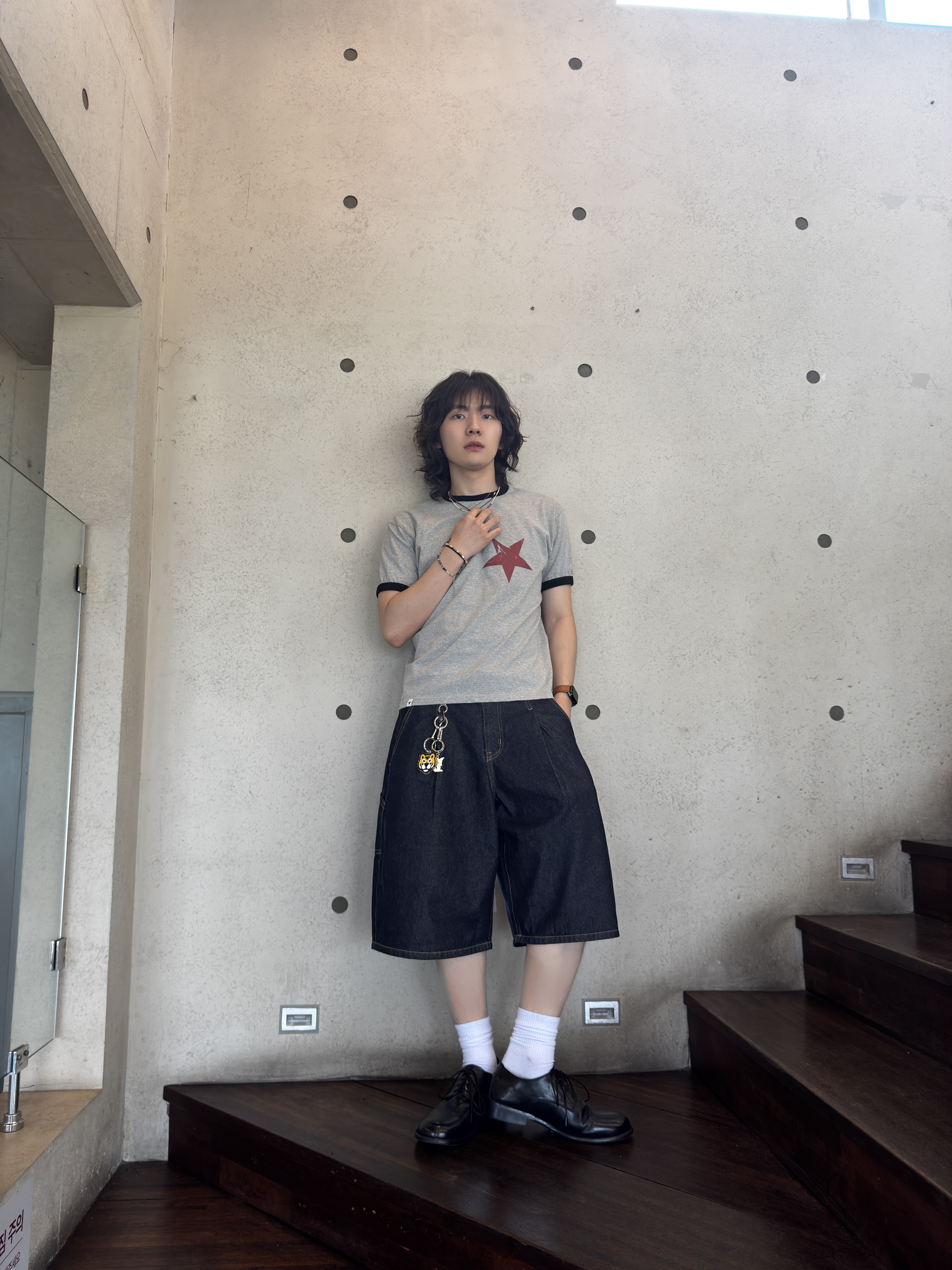 CAVISH Twin Star Ringer SS Tee Grey, Human Made Animal Head Keyring Yellow 착용 스타일 - 4