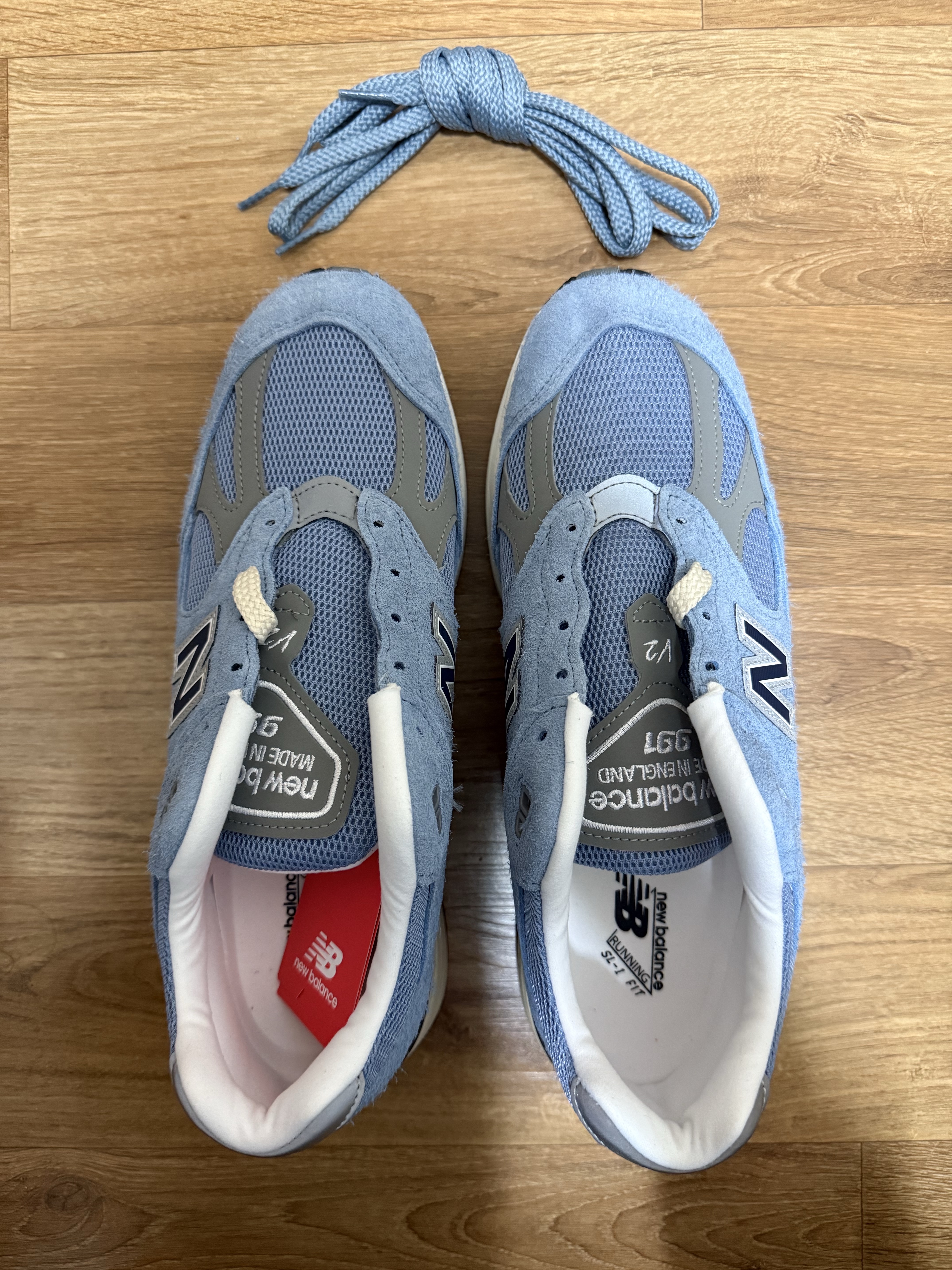New Balance 991v2 Made in UK Celestial Blue Faded Denim 착용 스타일 - 3