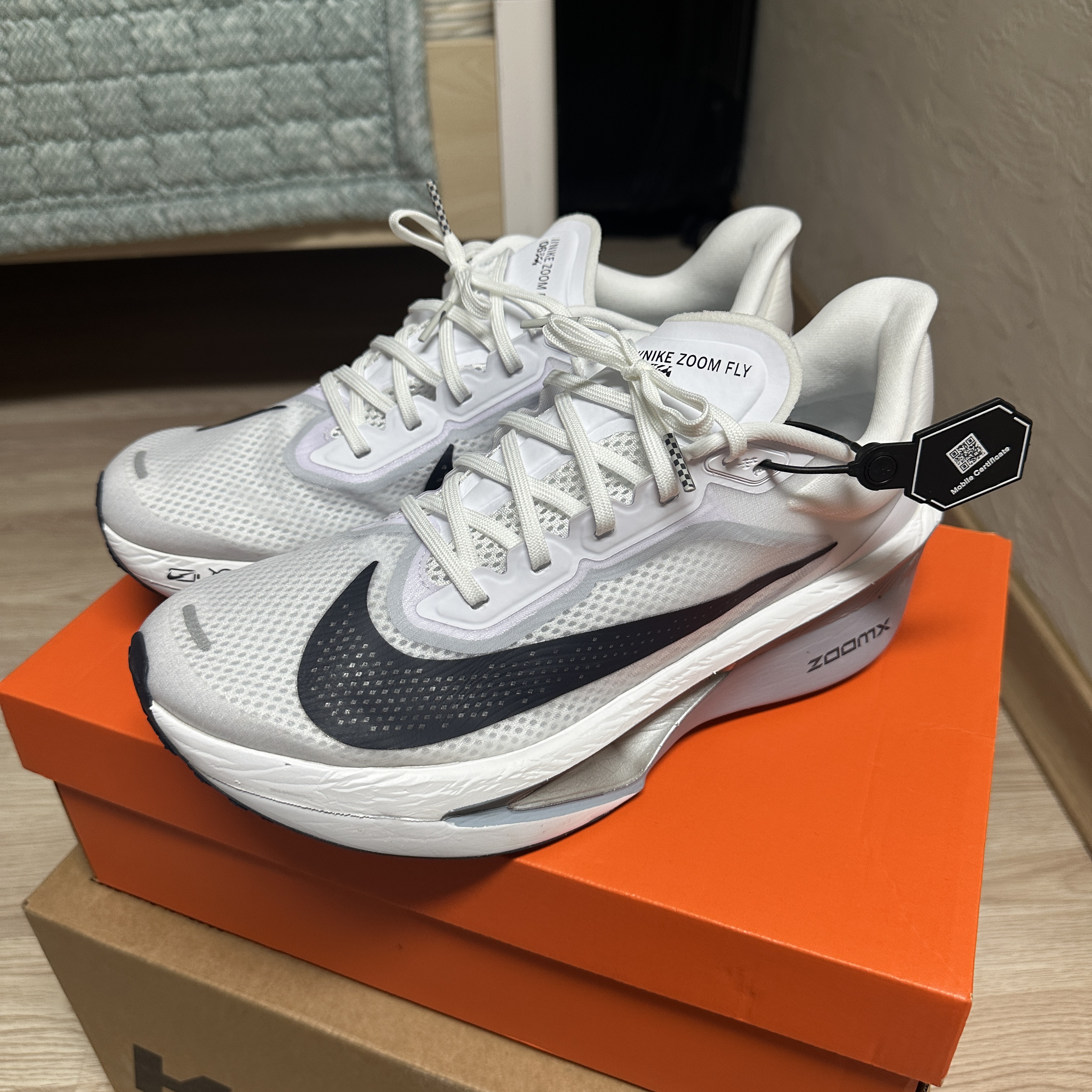 Nike Zoom Fly 6 White Pure Platinum 착용 스타일 - 1