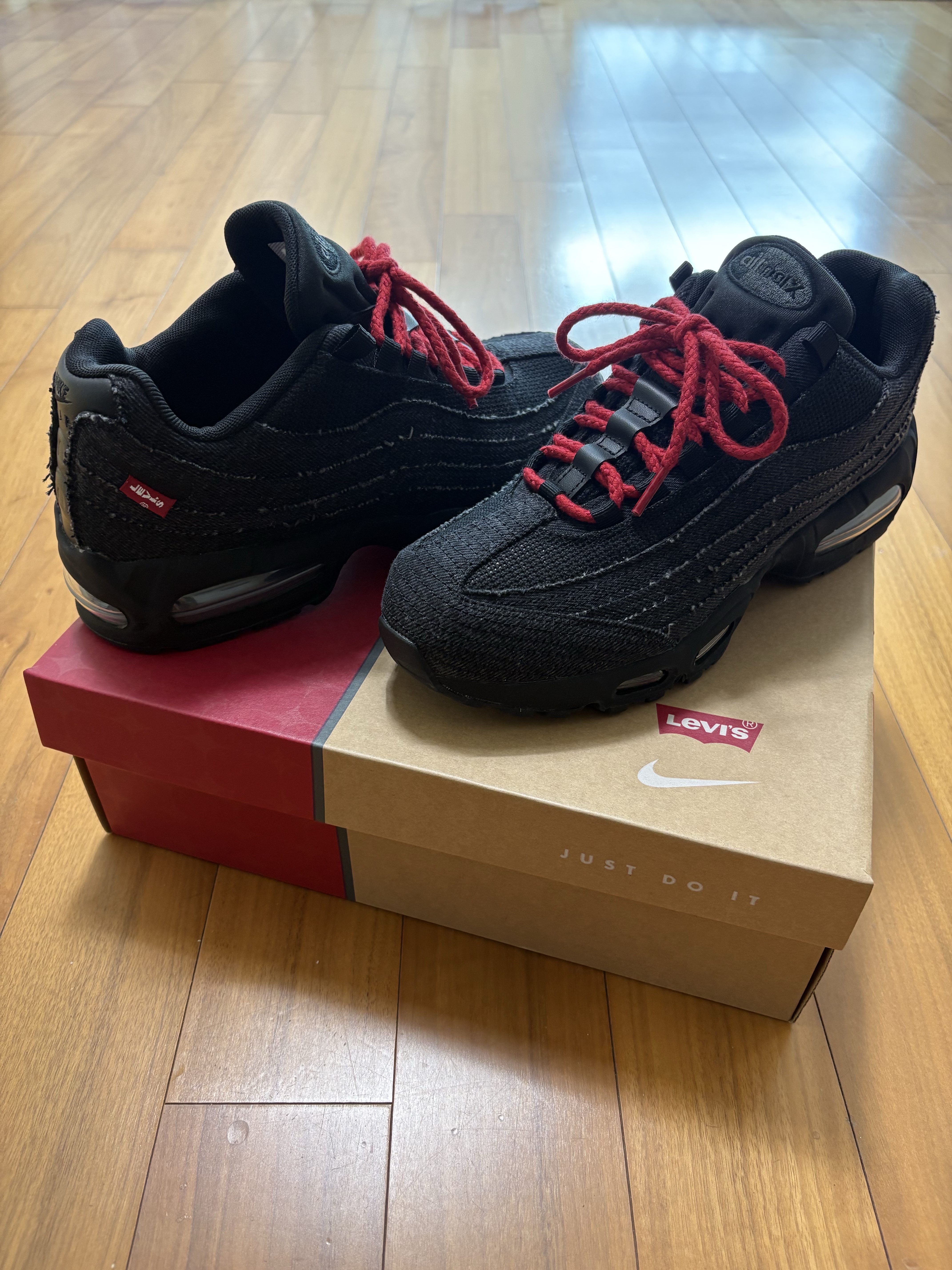 Nike x Levi's Air Max 95 Black, Nike Air Max 95 OG Neon 착용 스타일 - 2