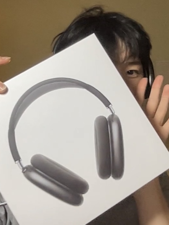 Apple AirPods Max Lightning Space Gray (Korean Ver.) 착용 스타일 - 2