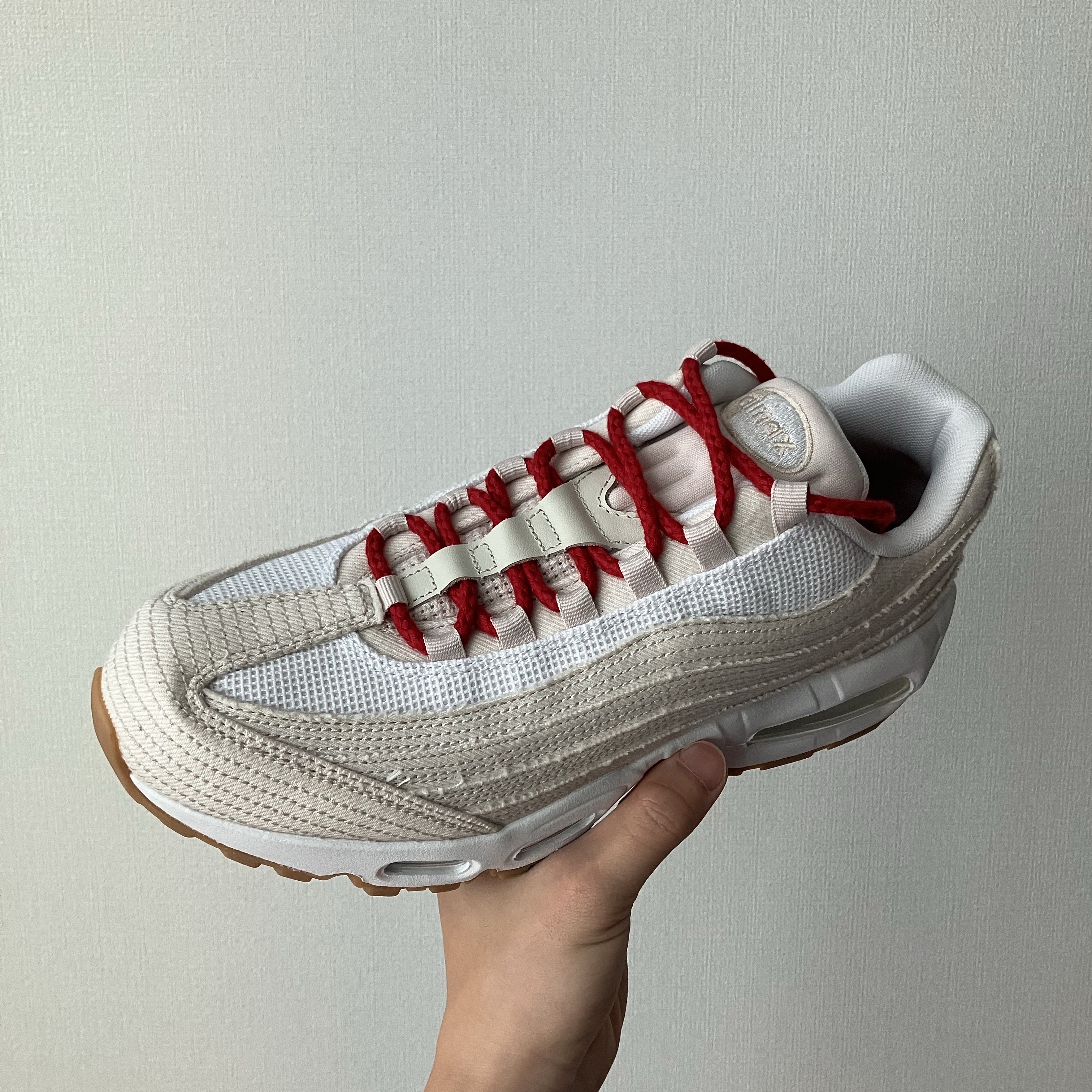 Nike x Levi's Air Max 95 White and Ecru 착용 스타일