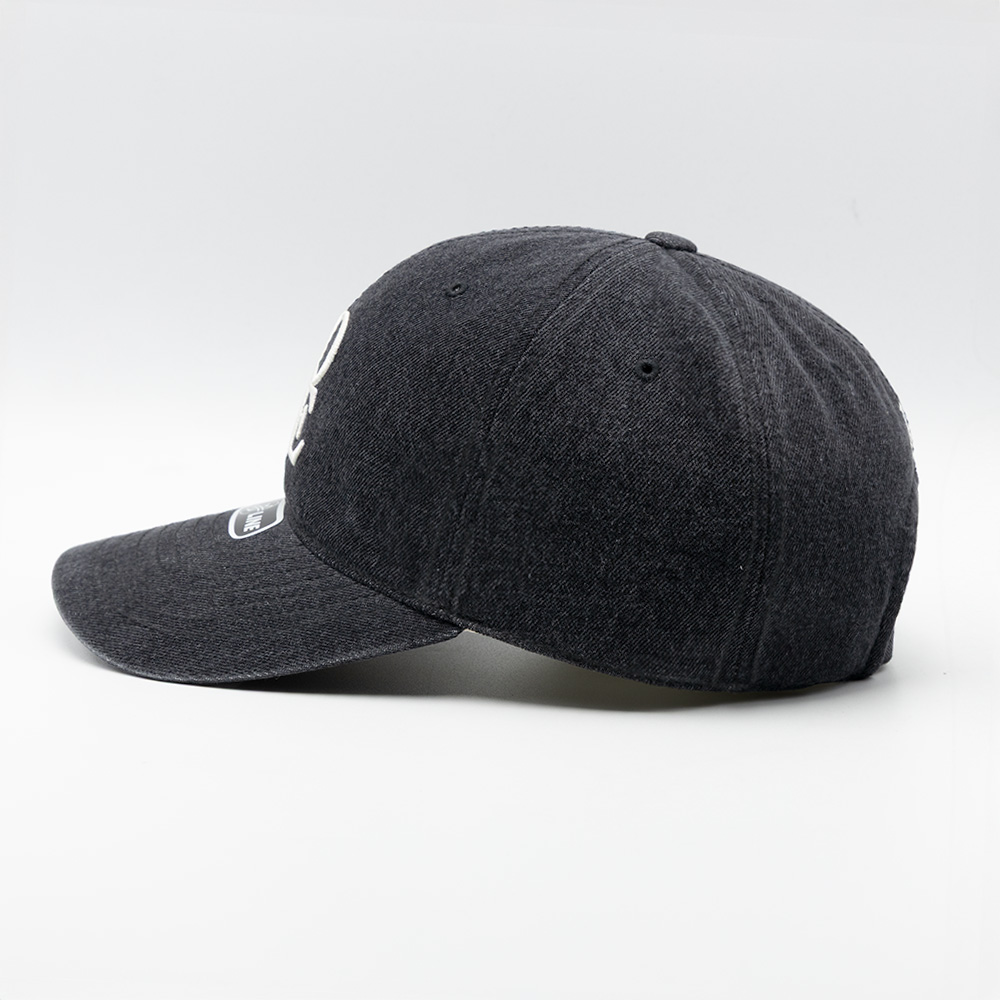 위얼드월드 LOVE 로고 데님 볼캡 블랙(Weird World Love logo Denim Ball cap Black) - 2