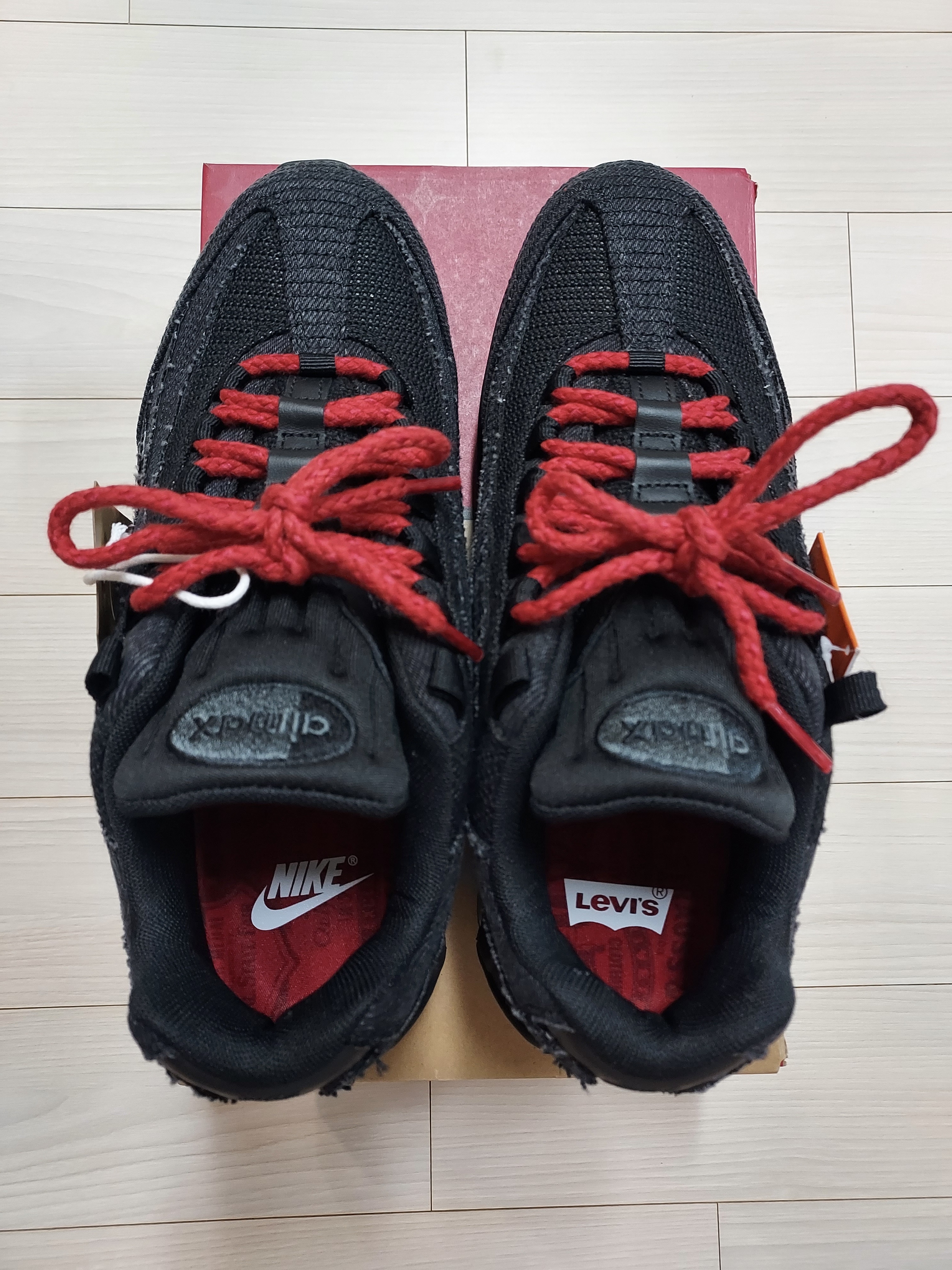 Nike x Levi's Air Max 95 Black 착용 스타일 - 5