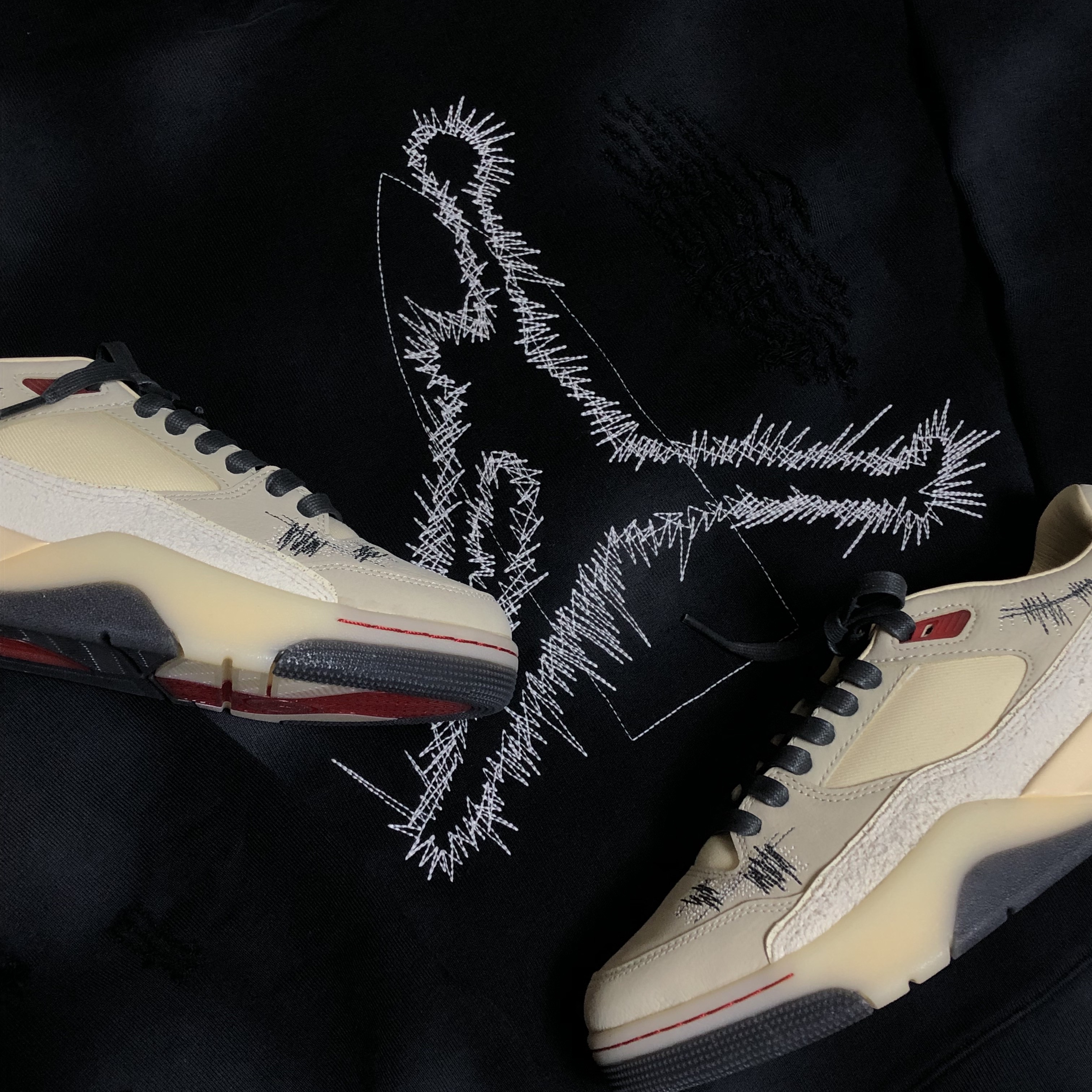 (W) Jordan x Tela Flight Court Crepe, (W) Jordan x Tela Full-Zip Hoodie Black (IB0940-010) 착용 스타일 - 1