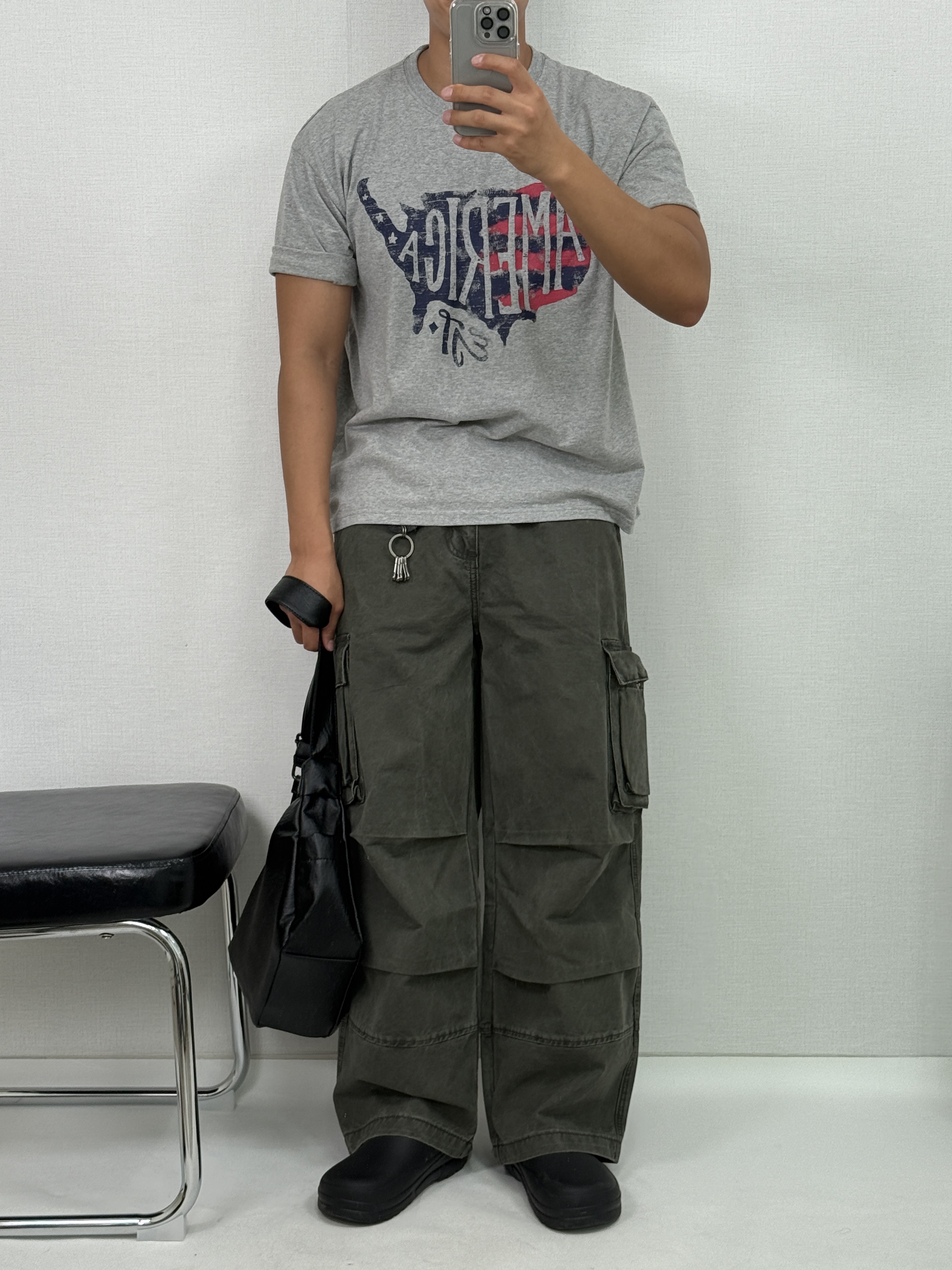 Oofos OOCloog Black 착용 스타일 - 1
