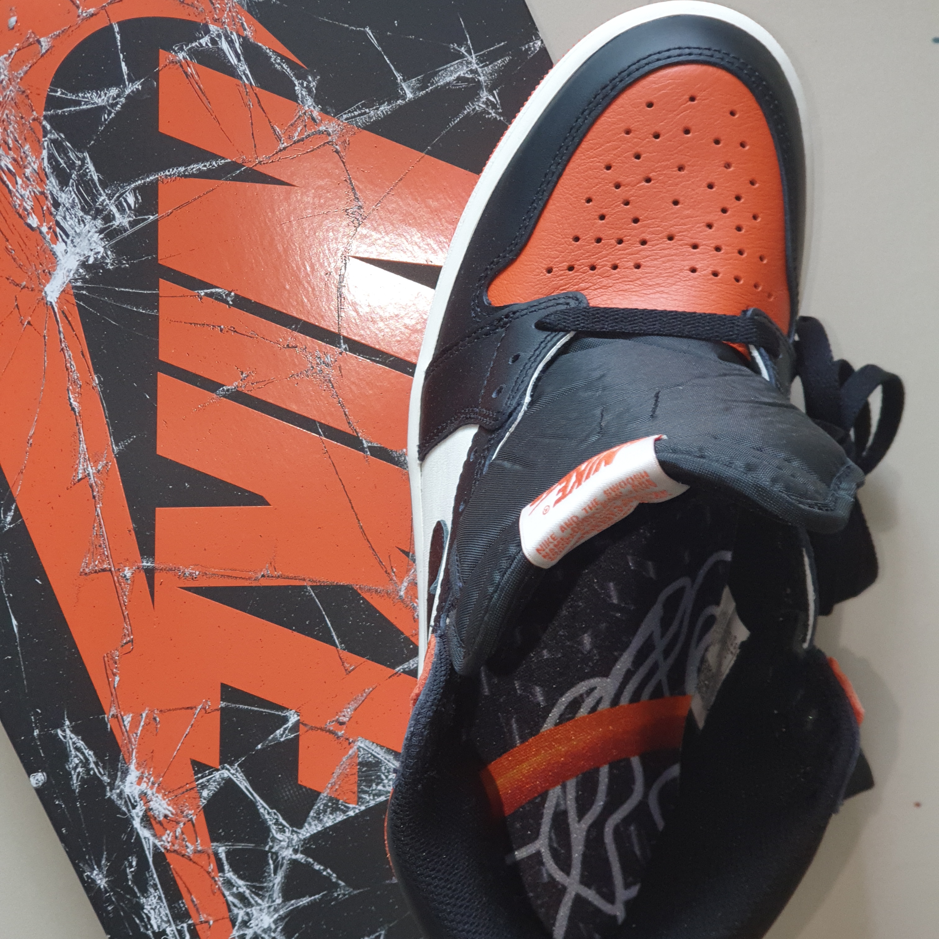 Jordan 1 Retro High OG Shattered Backboard 착용 스타일 - 3