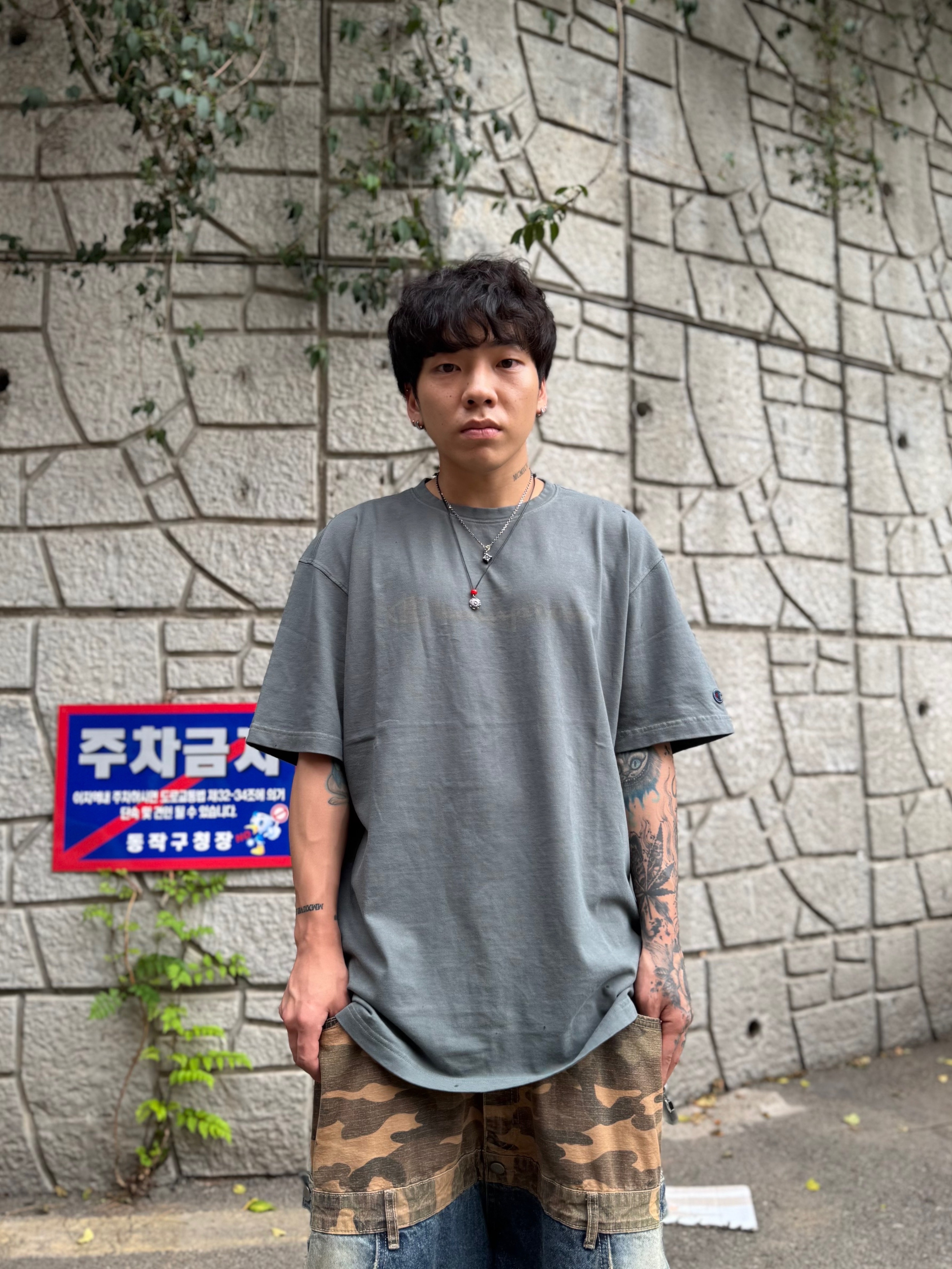 Scudo Vintage Cube Drop Necklace 착용 스타일 - 5