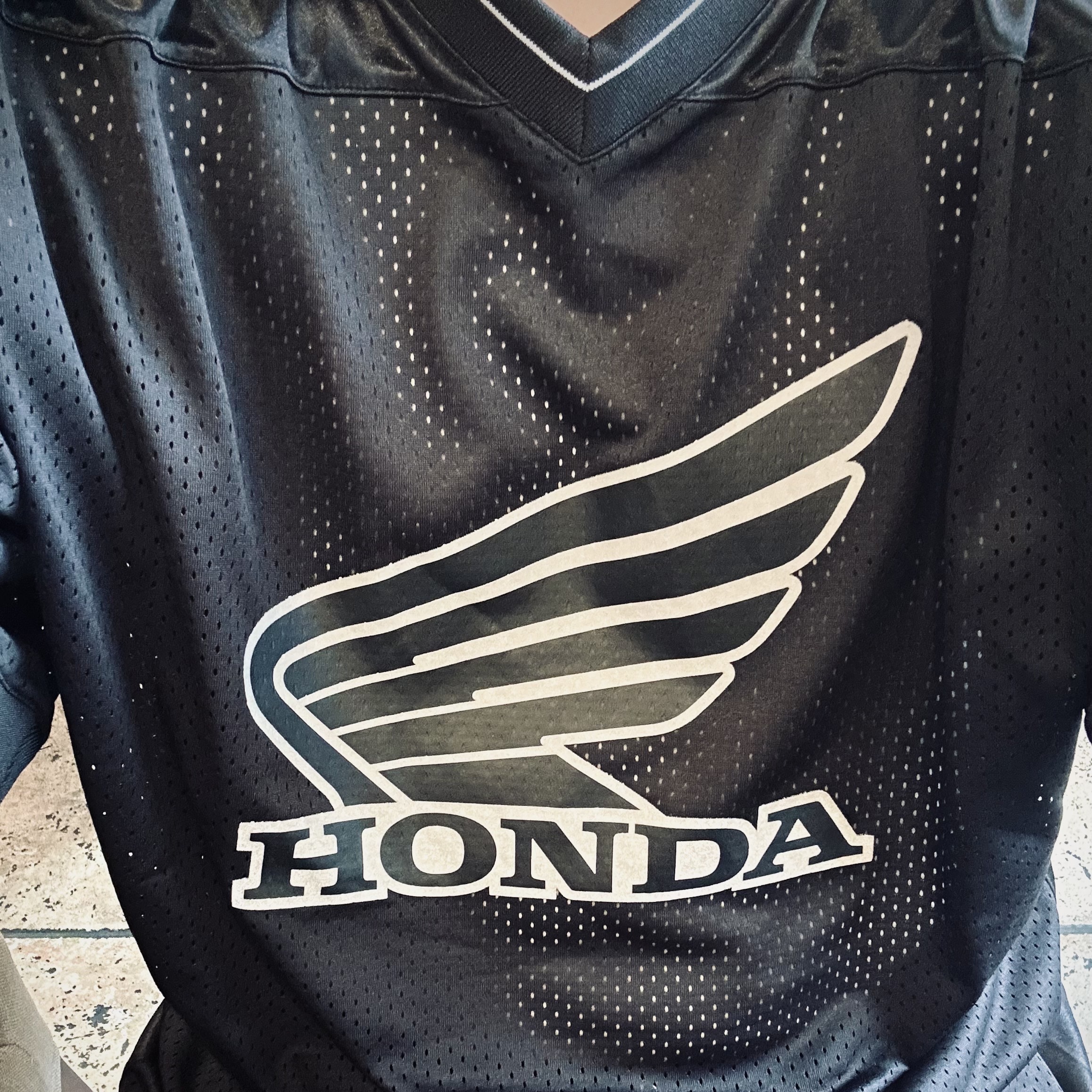 Honda Original Wing Logo Mesh T-Shirt Black 착용 스타일