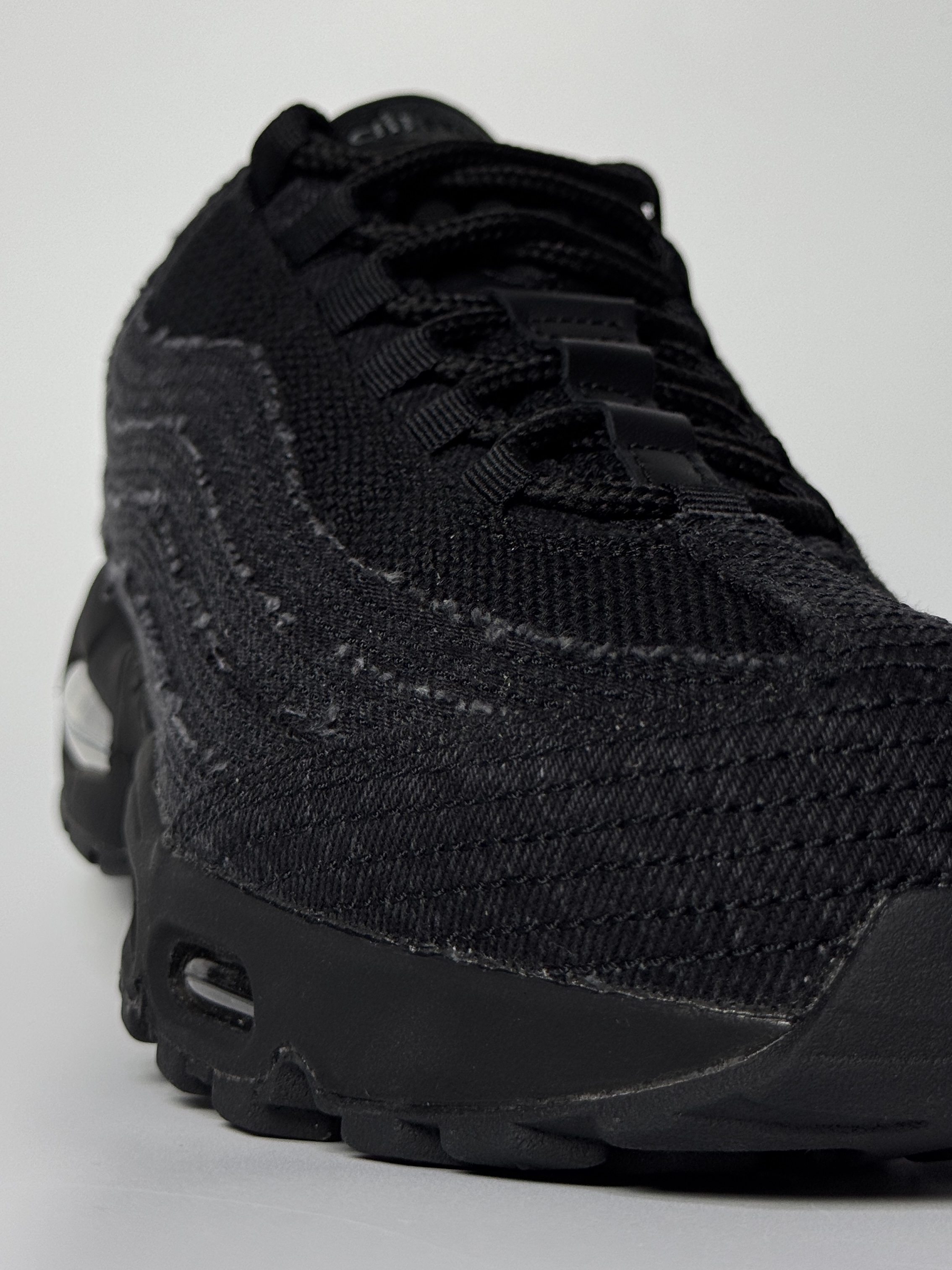 Nike x Levi's Air Max 95 Black 착용 스타일 - 4