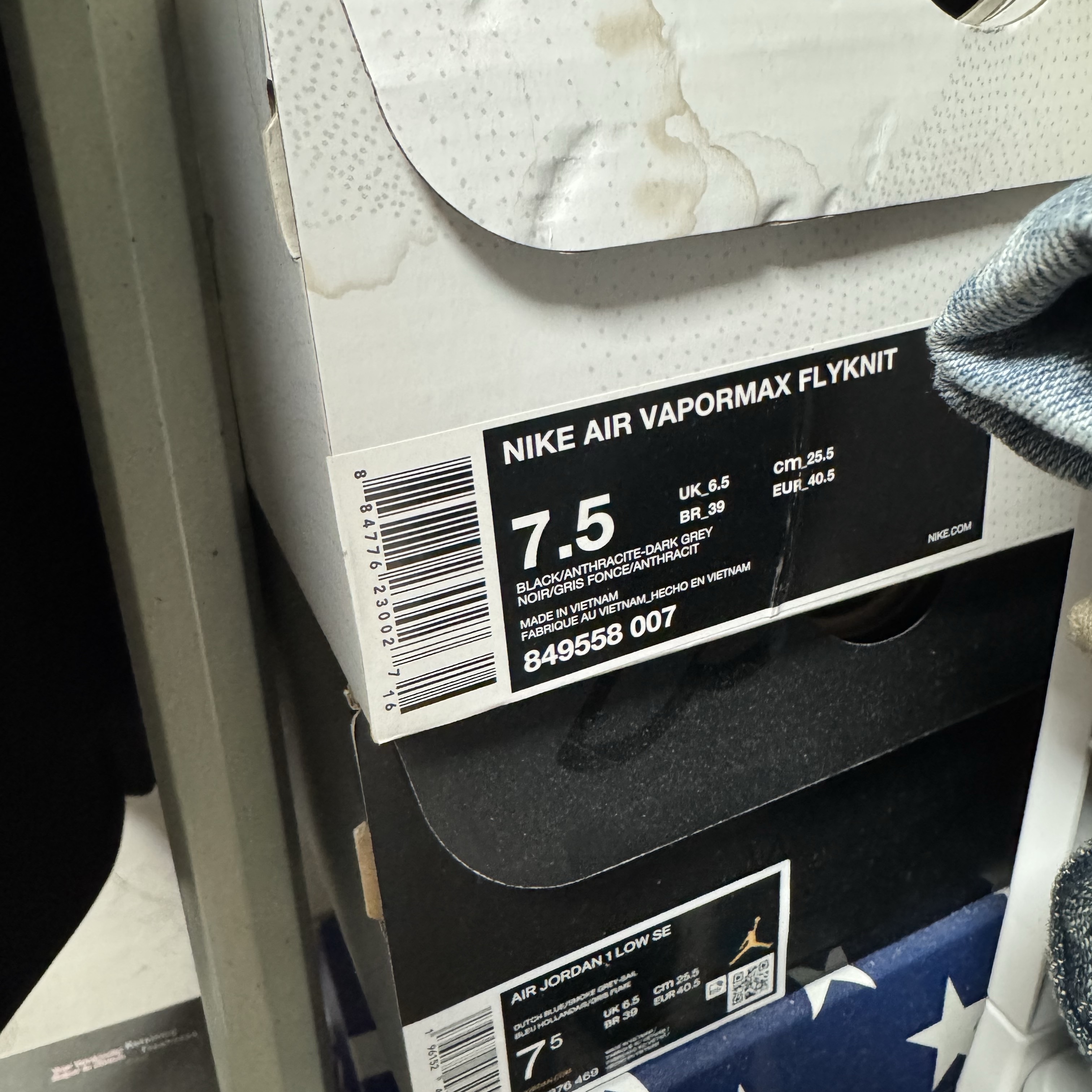 Nike Air Vapormax Flyknit Black Dark Grey 착용 스타일 - 3