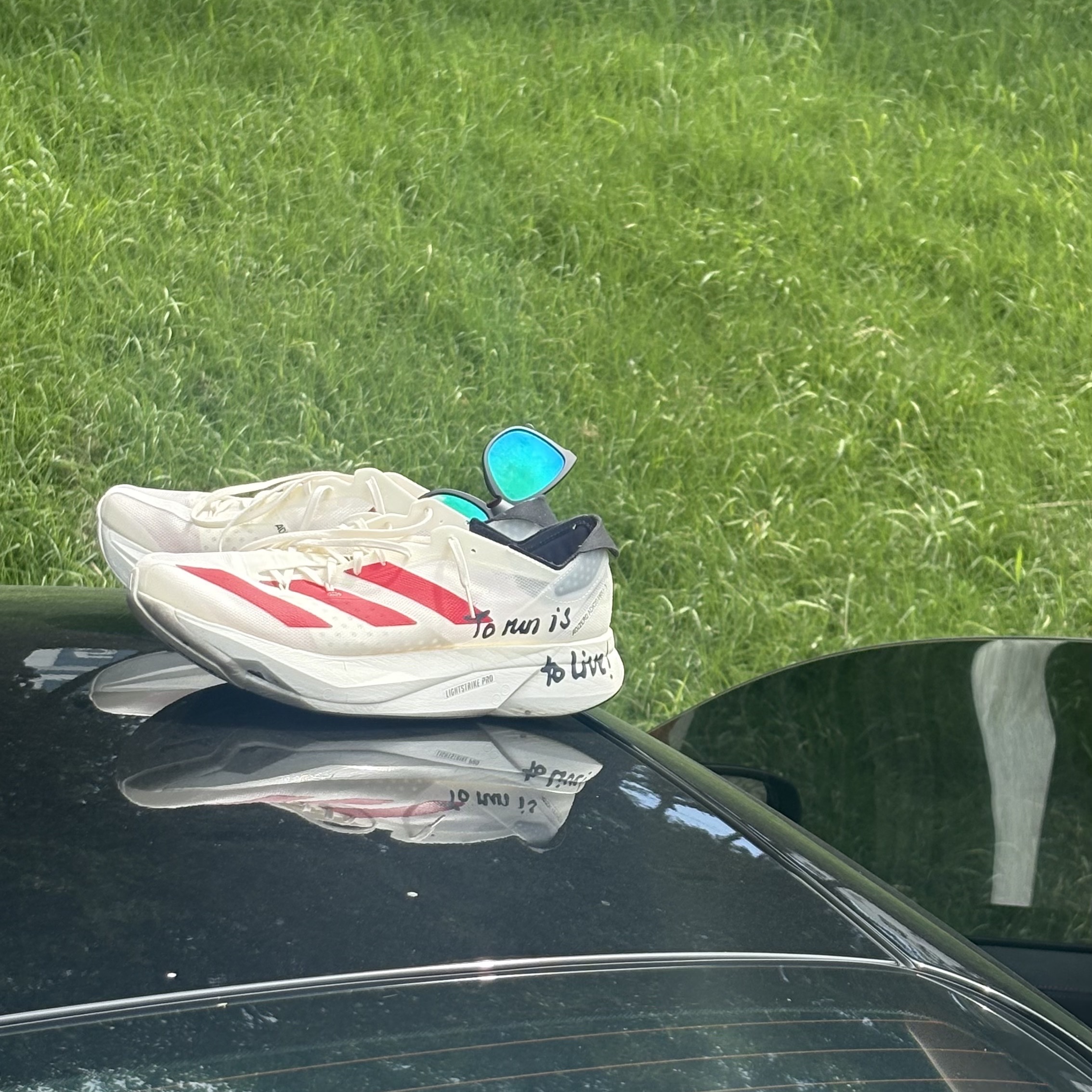 Adidas Adizero Adios Pro 3 Off White Better Scarlet 착용 스타일