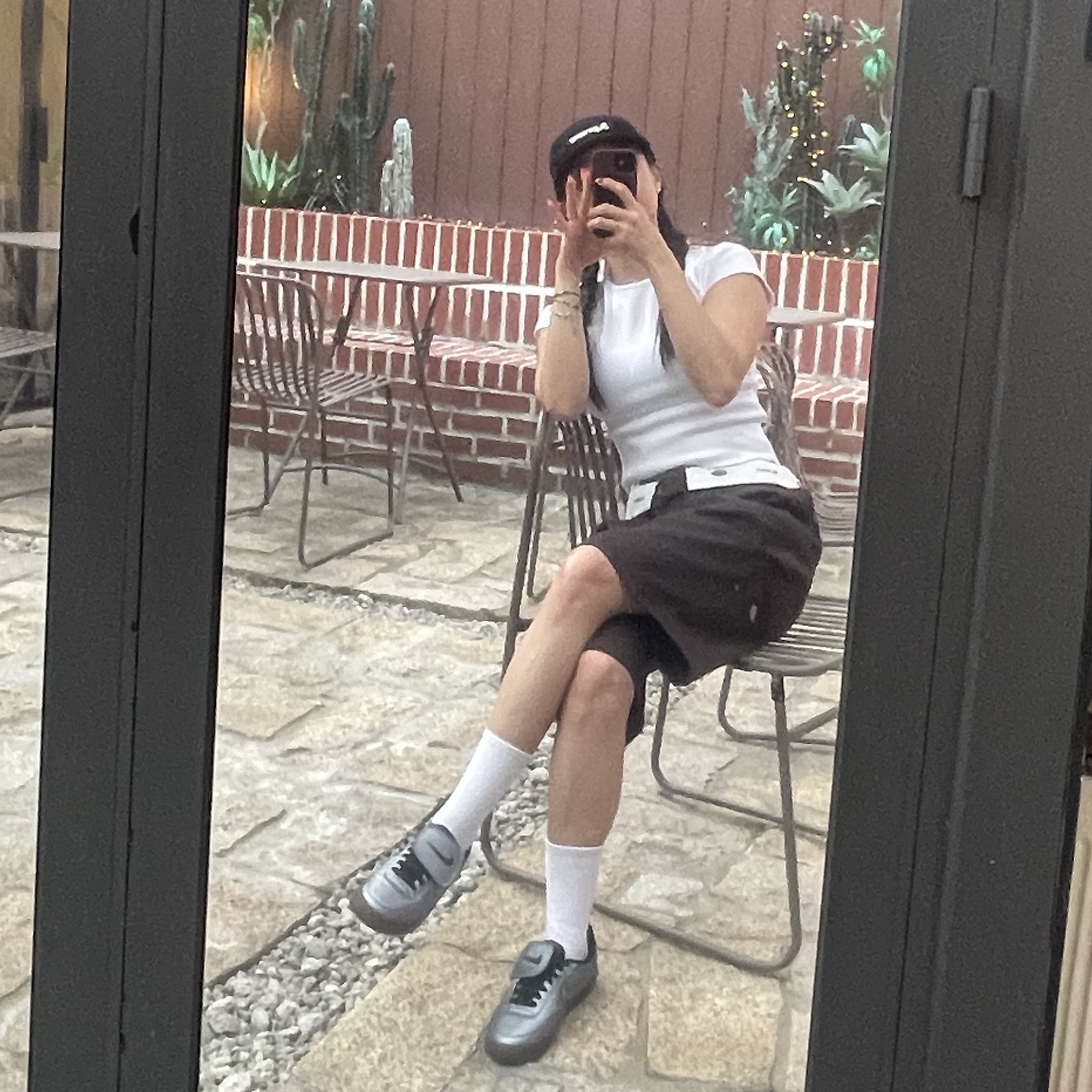 Supreme Washed Chino Twill Camp Cap Black, Supreme Hanes Boxer Briefs Black (4 Pack) 착용 스타일 - 3