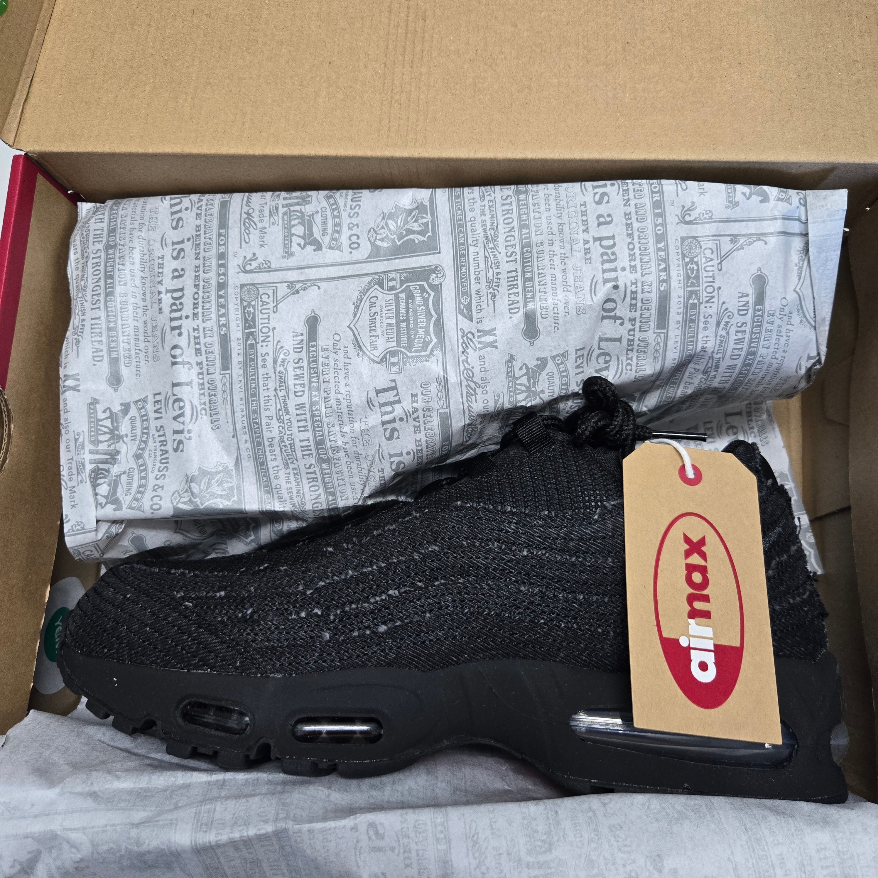 Nike x Levi's Air Max 95 Black 착용 스타일 - 4
