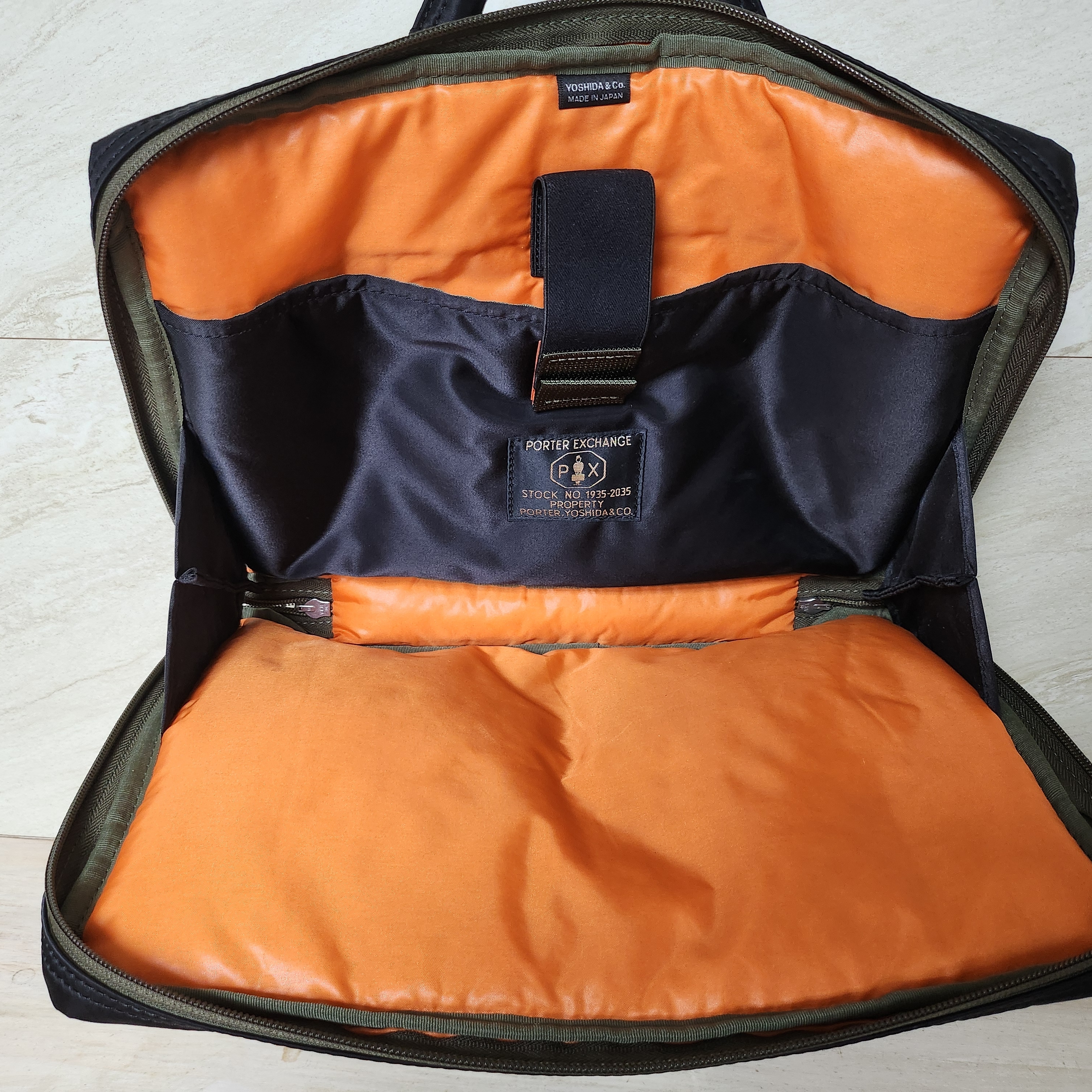 Porter PX Tanker Carrying Equipment Strap 50 Black, Porter PX Tanker Operator Bag 13 Black 착용 스타일 - 10