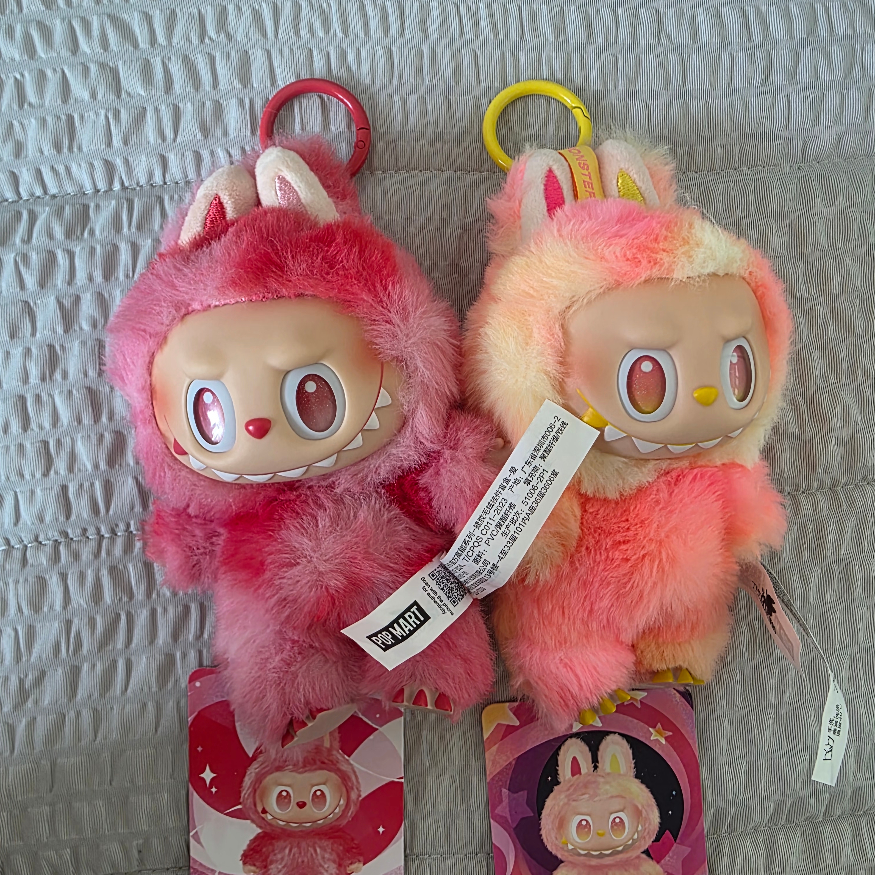 Pop Mart Labubu The Monsters Highlight Series Sealed Case (Bundle of 2/1 Blind Box) 착용 스타일 - 3