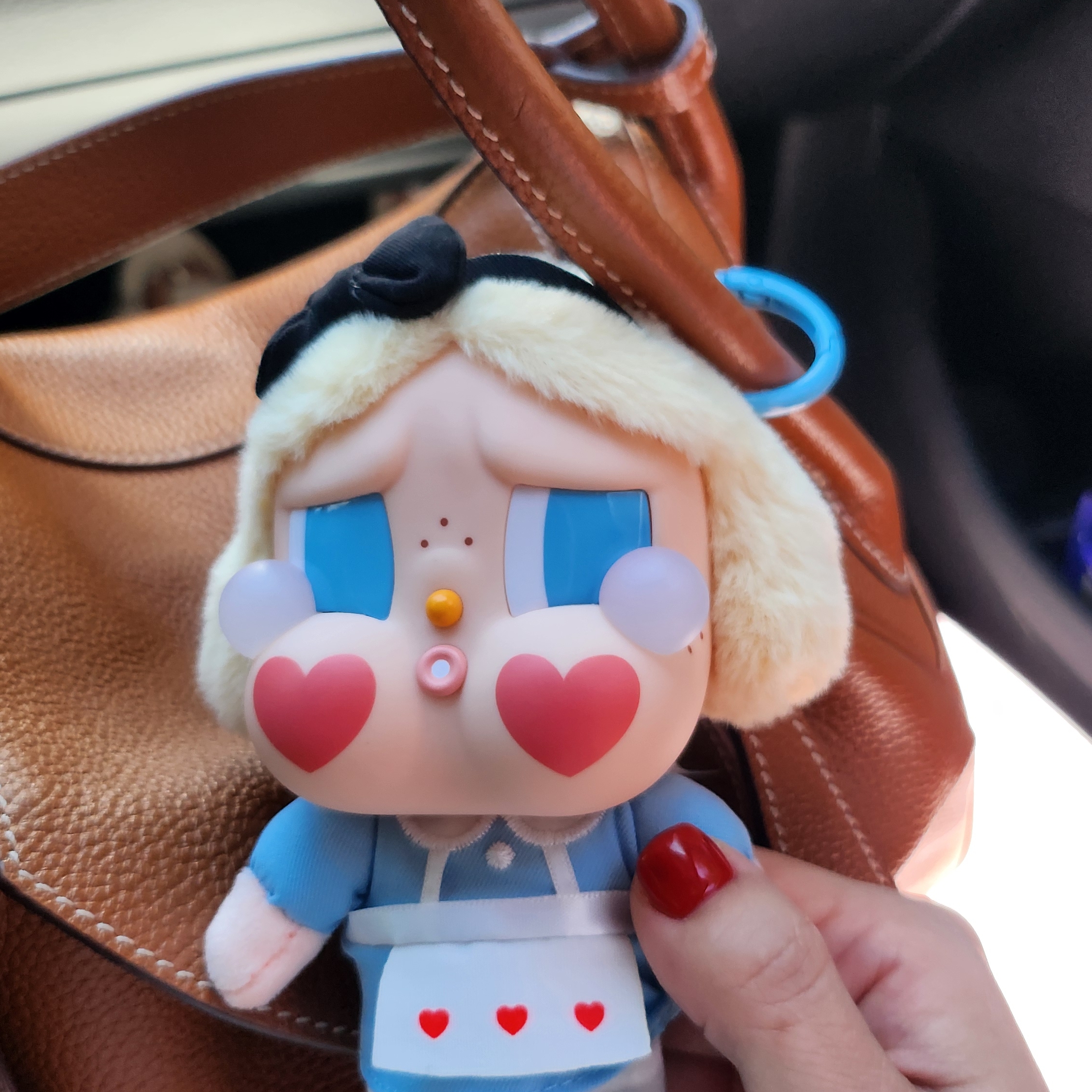Pop Mart Crybaby Crying Again Series Plush Keyring She's Alice (Opened Case) 착용 스타일