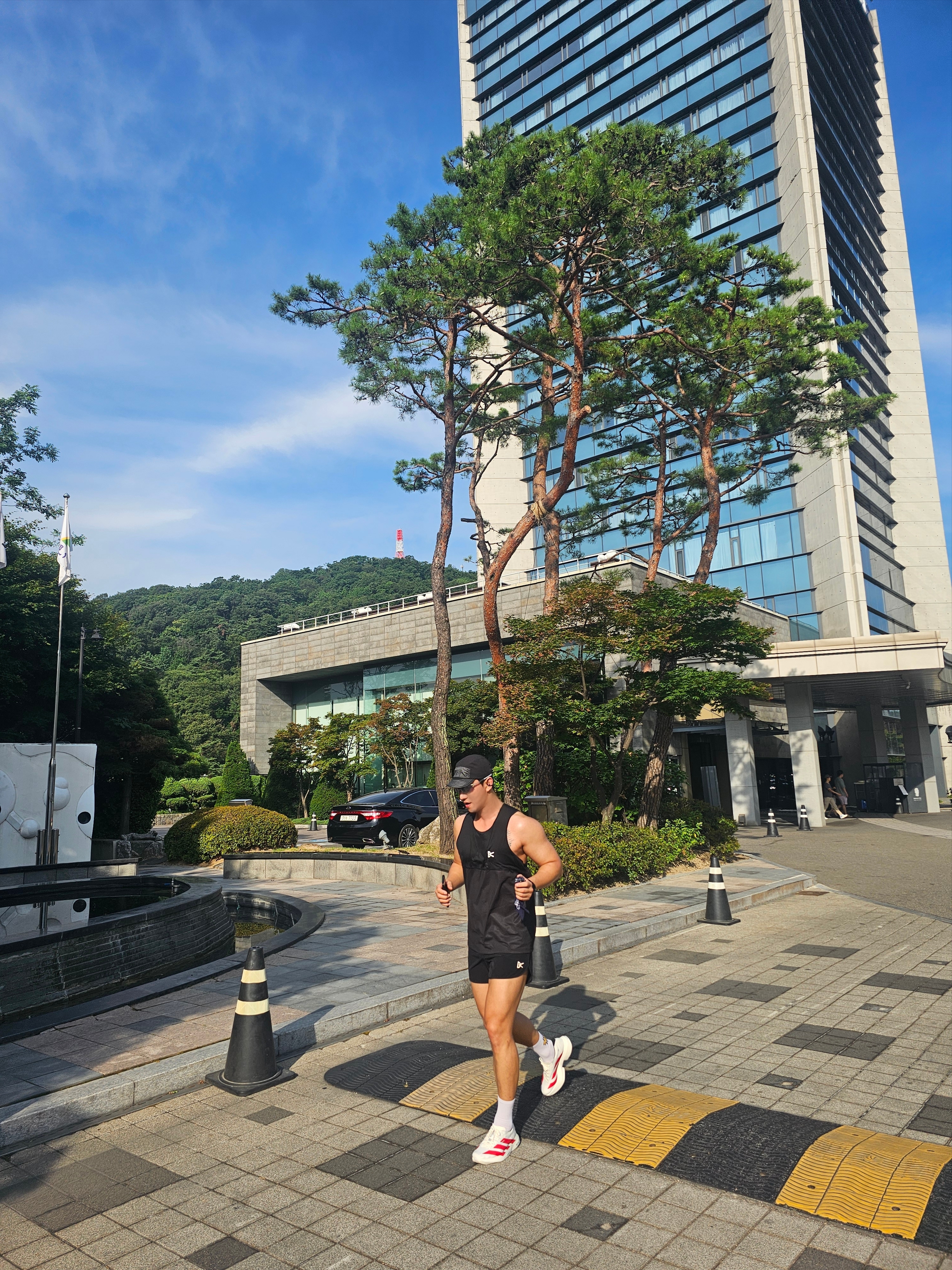 District Vision 5In Training Shorts Black, Adidas Adizero Adios Pro 4 Off White Better Scarlet 착용 스타일 - 1