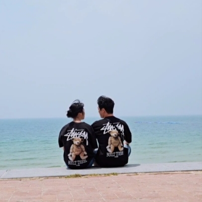 Stussy Built Tough T-Shirt Black 착용 스타일