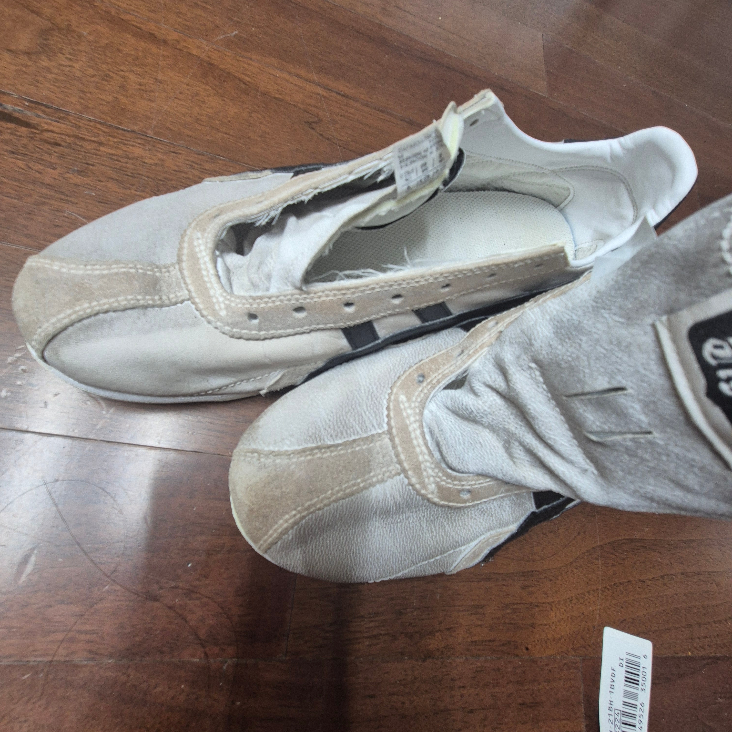 Onitsuka Tiger Runspark White Black 착용 스타일