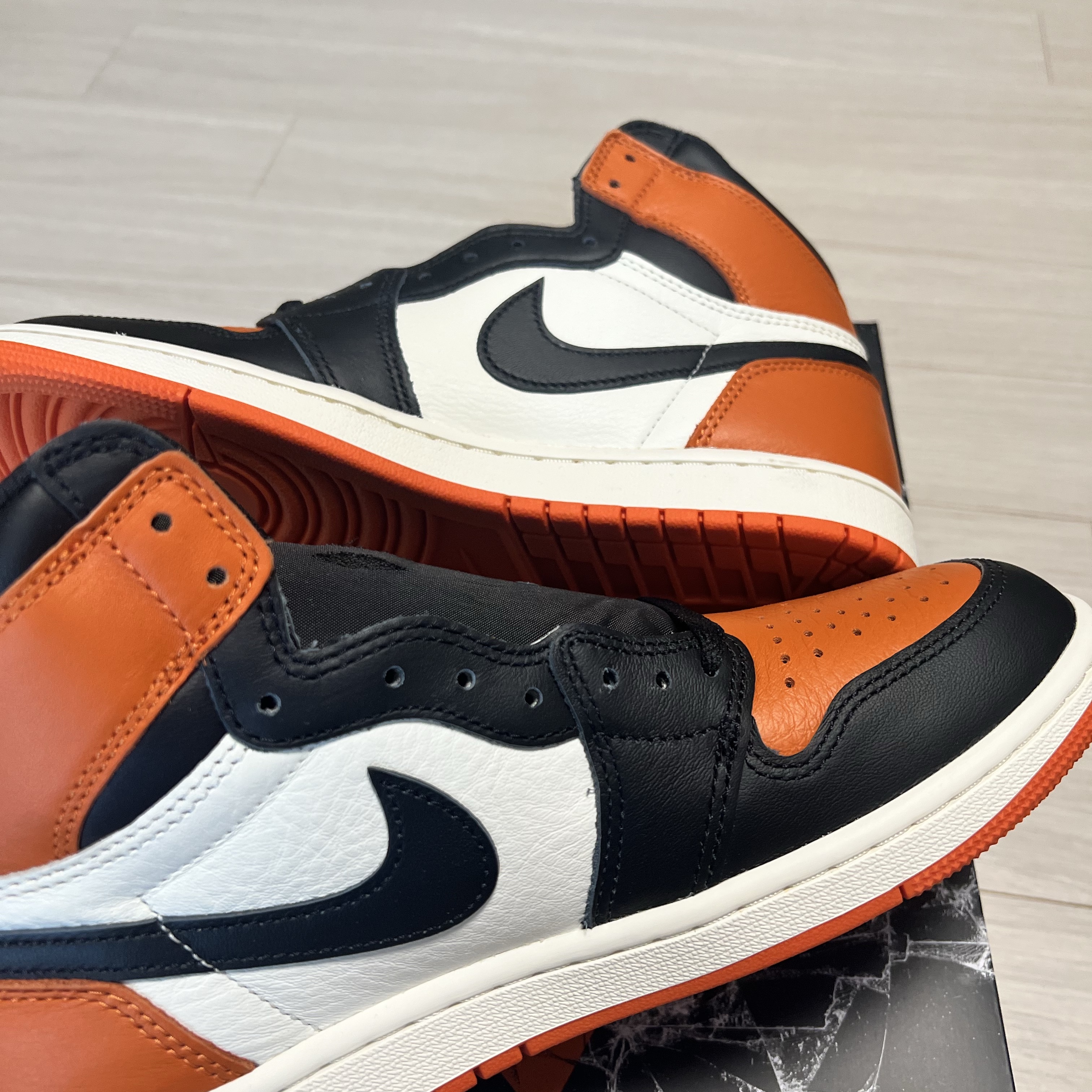 Jordan 1 Retro High OG Shattered Backboard 착용 스타일 - 1