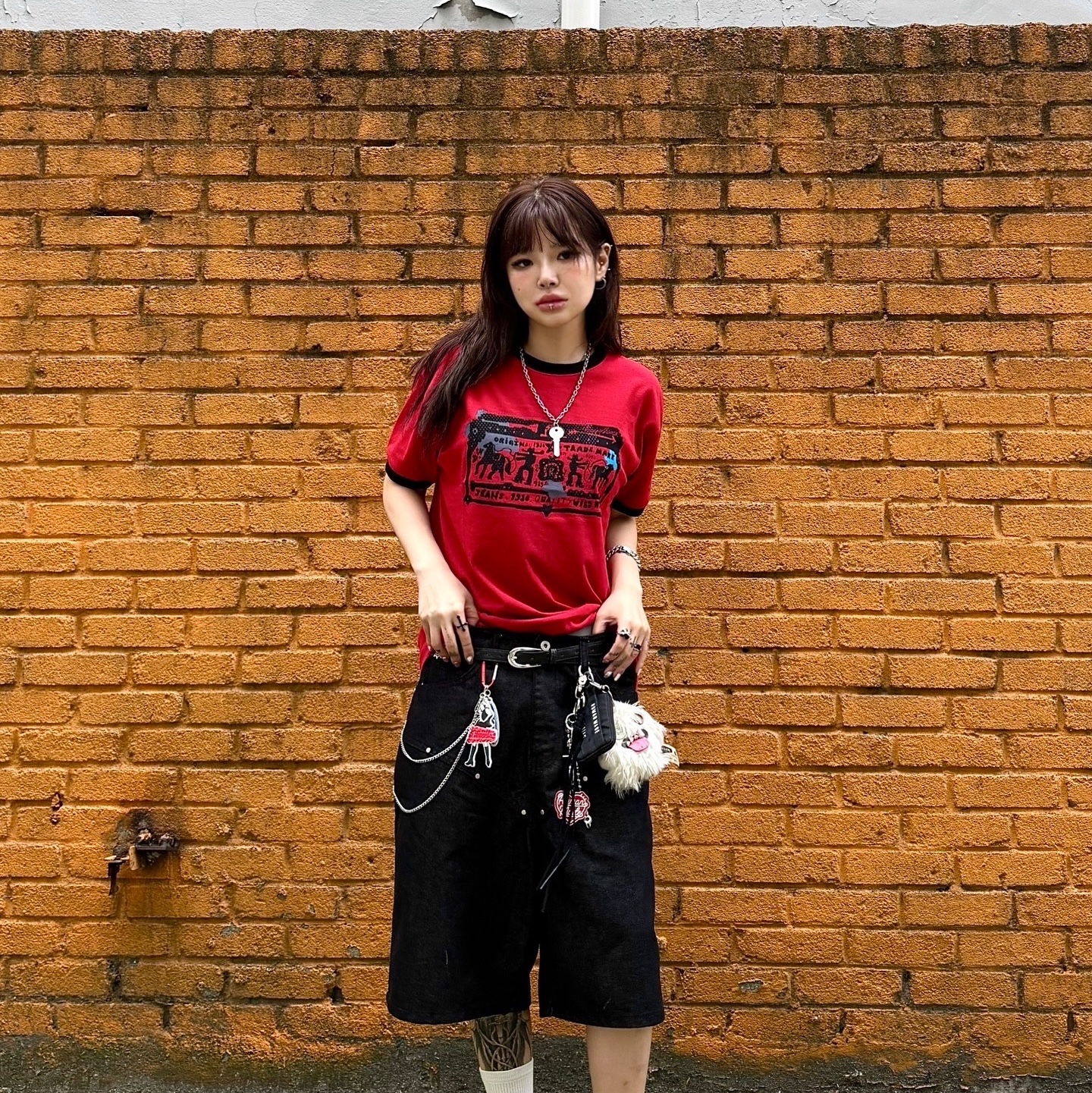 Thevinylhouse Cowboy Pictogram Ringer Tee Red 착용 스타일