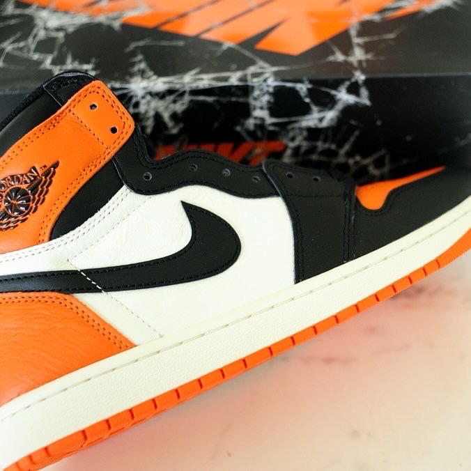 Jordan 1 Retro High OG Shattered Backboard 착용 스타일 - 5