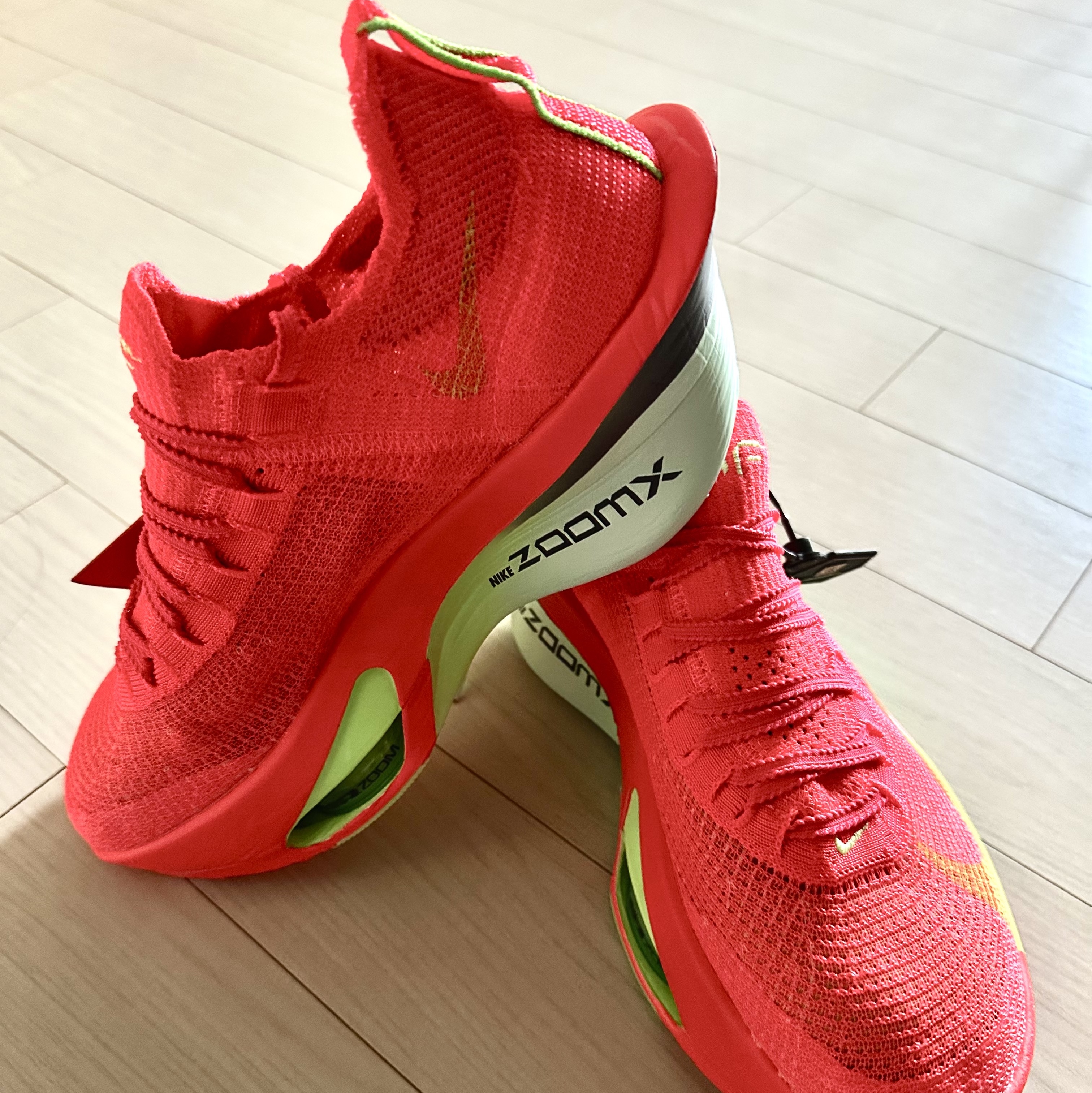 Nike Air Zoom Alphafly Next% 3 Bright Crimson Lime Blast 착용 스타일