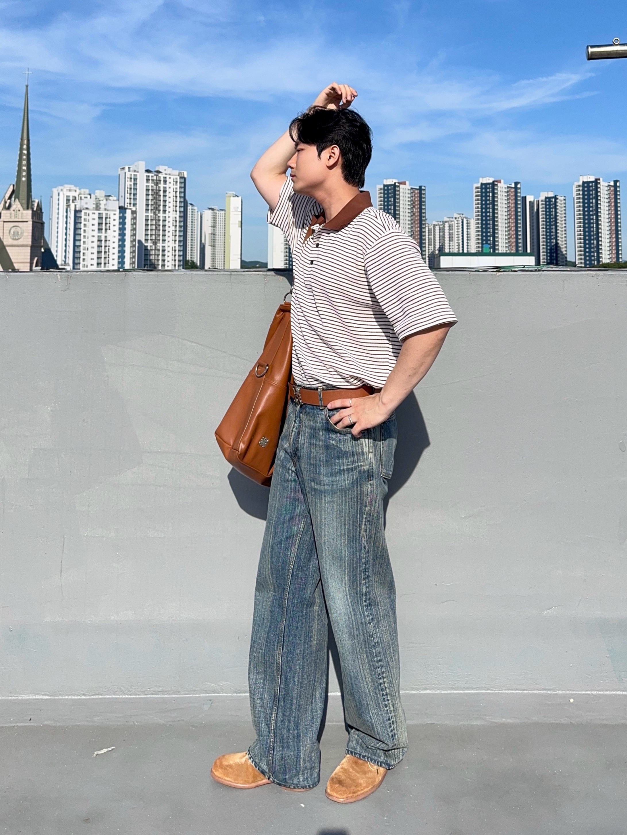 Loewe Anagram Reversible Belt Brown 착용 스타일 - 3