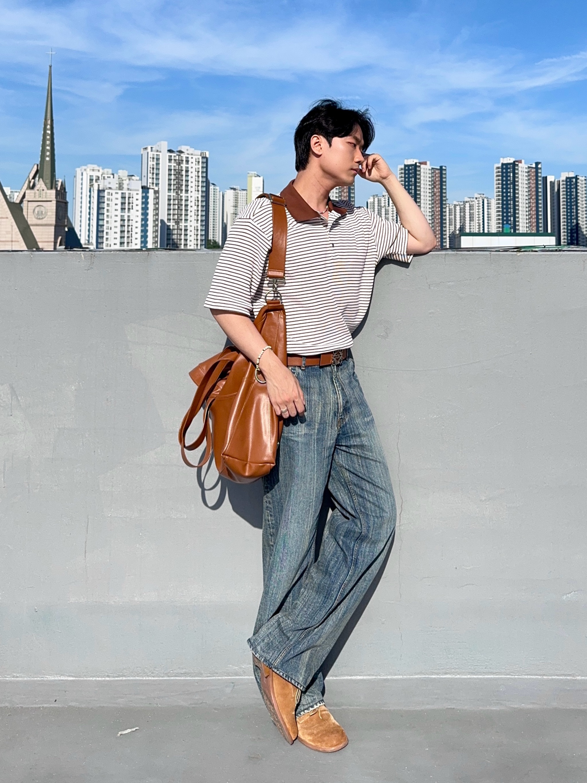 Loewe Anagram Reversible Belt Brown 착용 스타일 - 7
