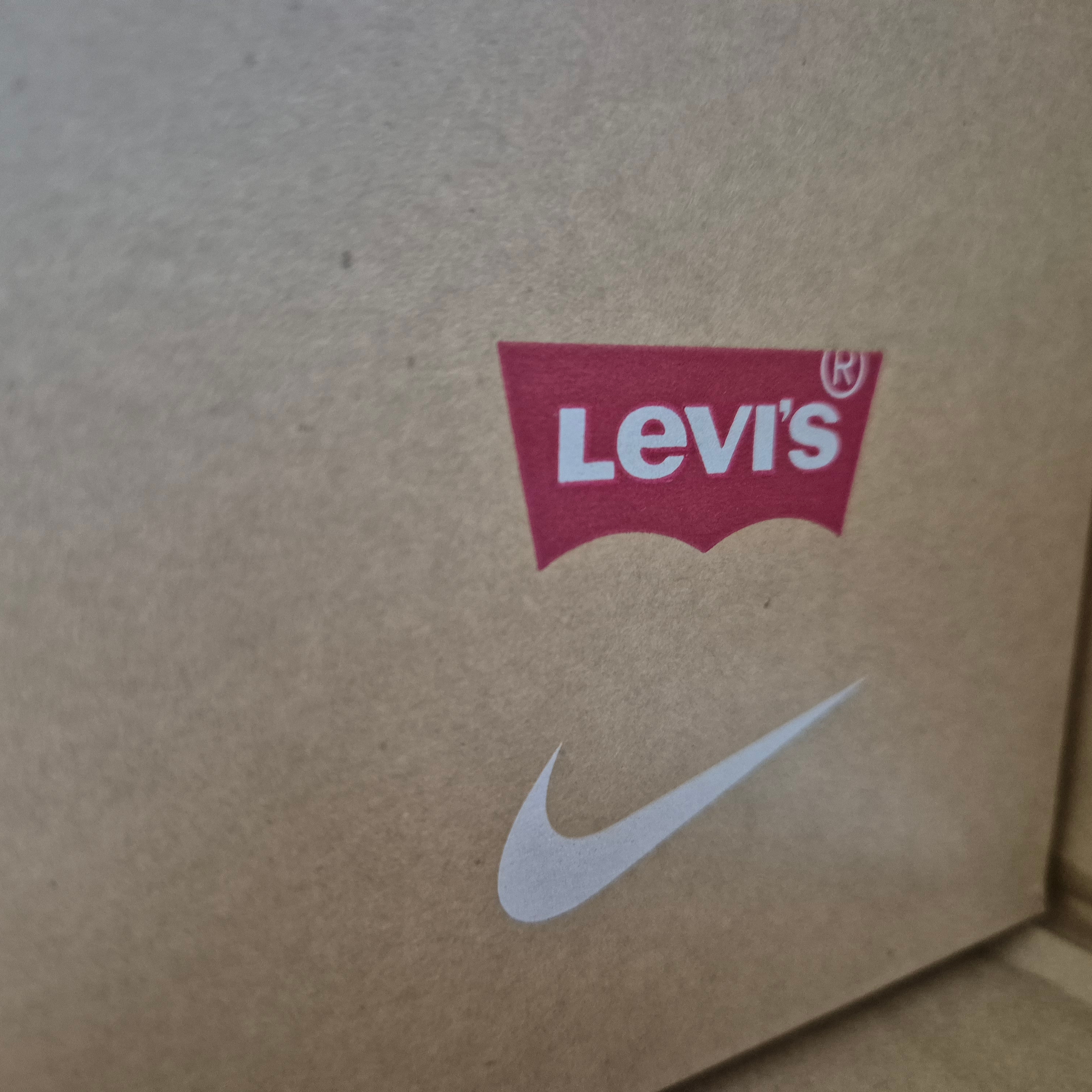 Nike x Levi's Air Max 95 Black 착용 스타일