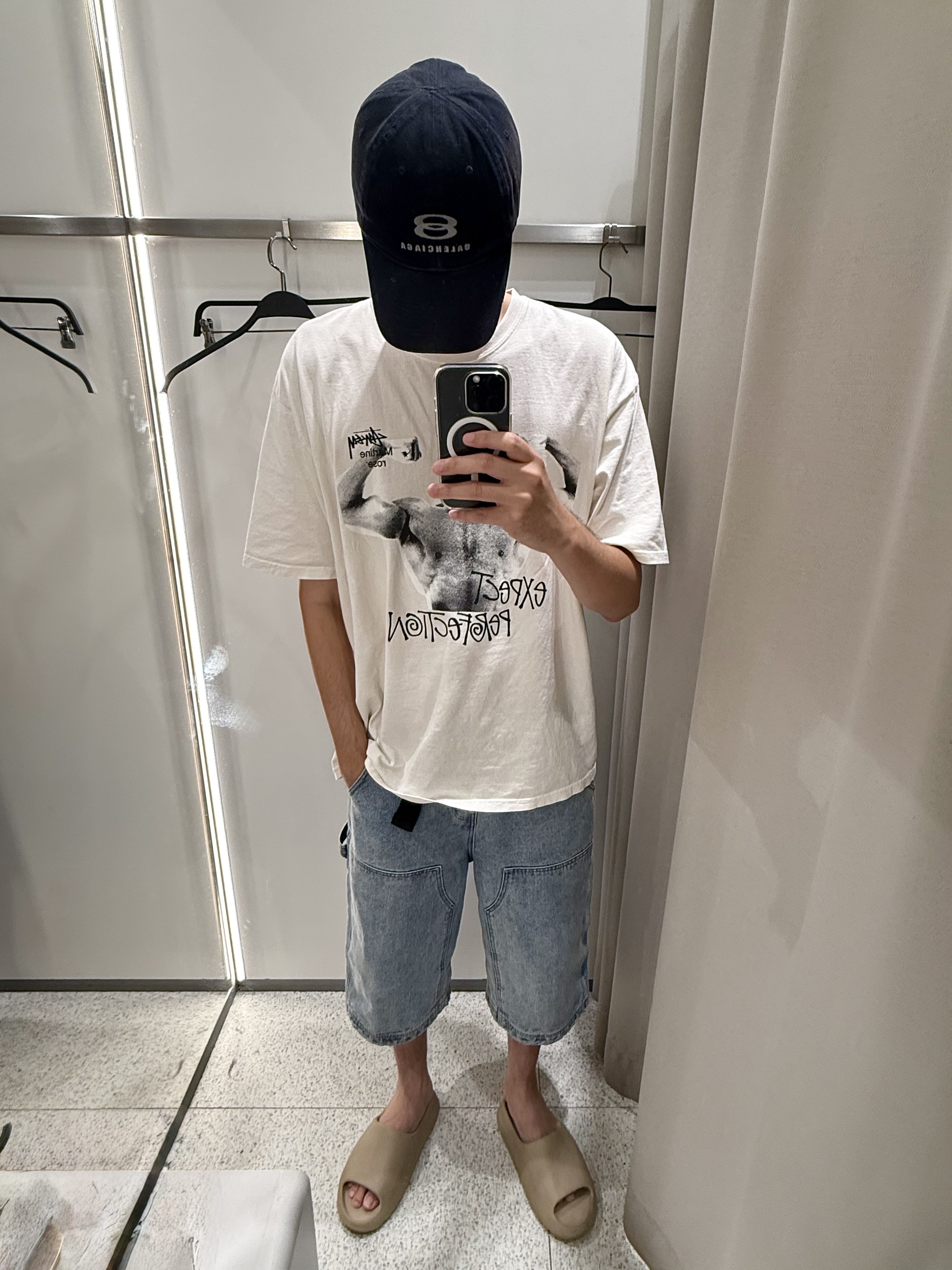 Stussy x Martine Rose Stand Firm Pigment Dyed T-Shirt Natural, Balenciaga Unity Snowboard Cap Navy Blue 착용 스타일